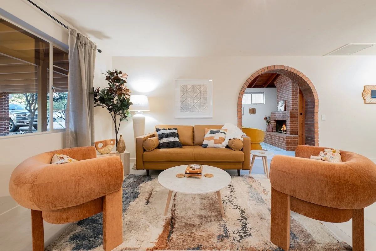 TheElJay-LivingRoom-1.jpeg