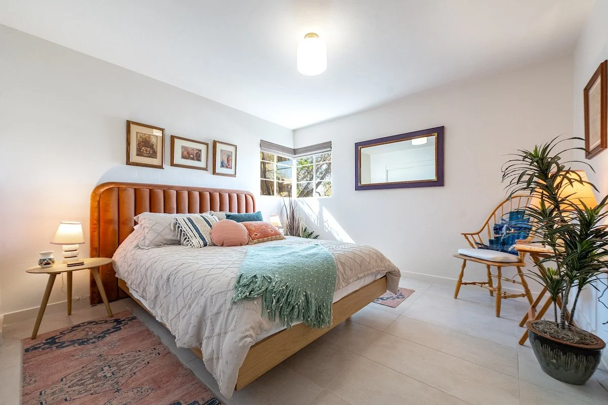 whole-home-remodel-guest-bedroom-corner-window-arizona.jpeg