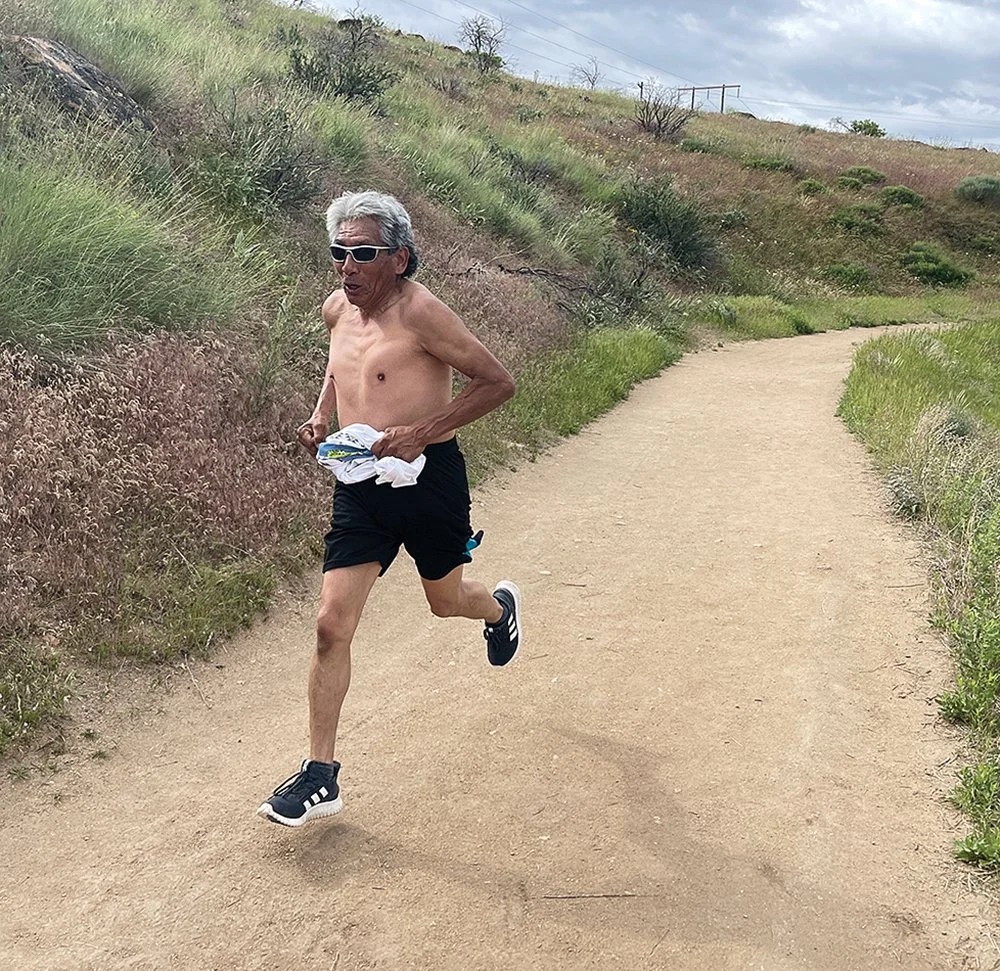 Delmar Kelly runs from Table Rock first place.jpg