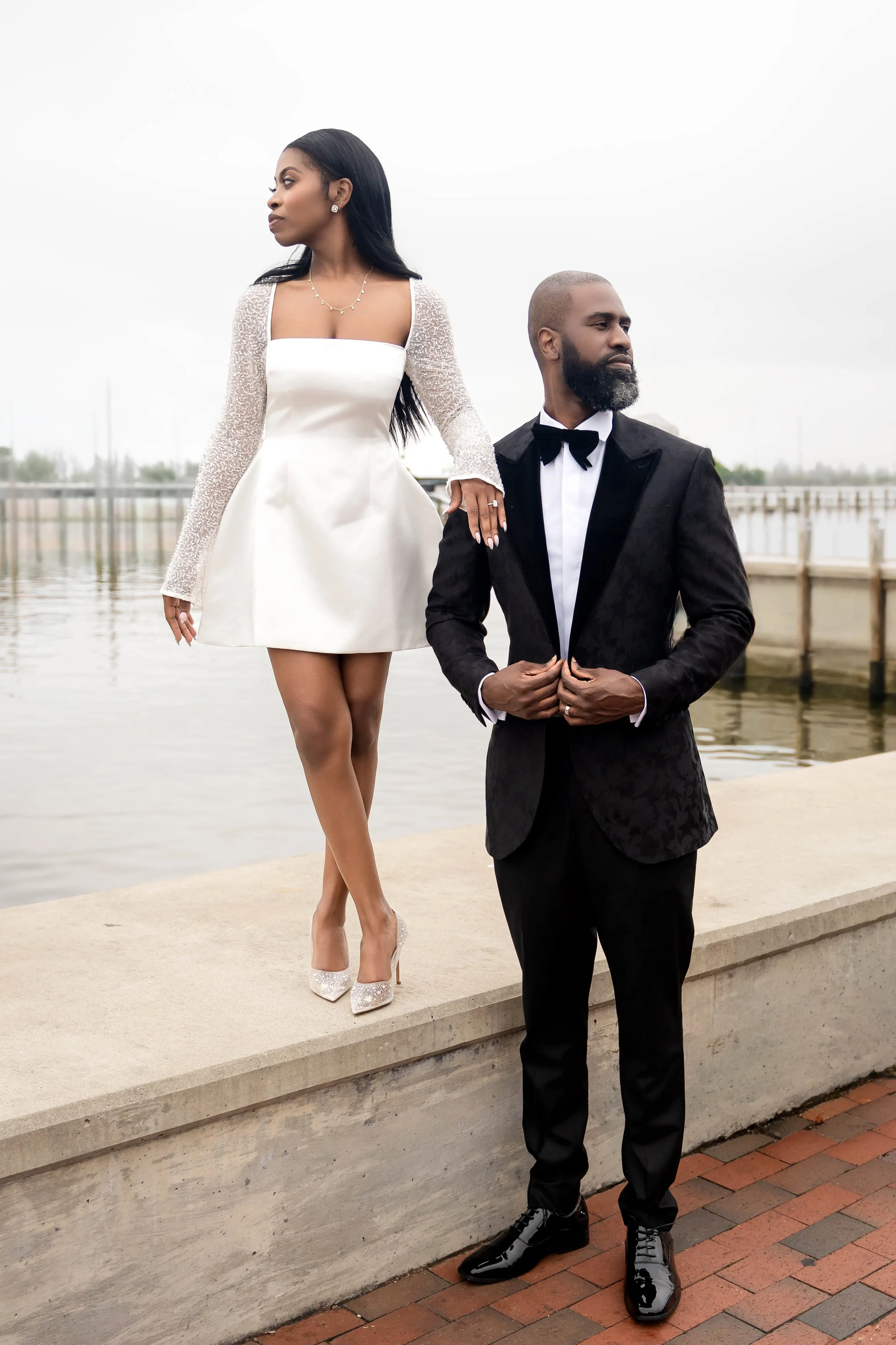 bride & groom bridal portrait Annapolis Courthouse ceremony Annapolis, MD wedding fourth photography