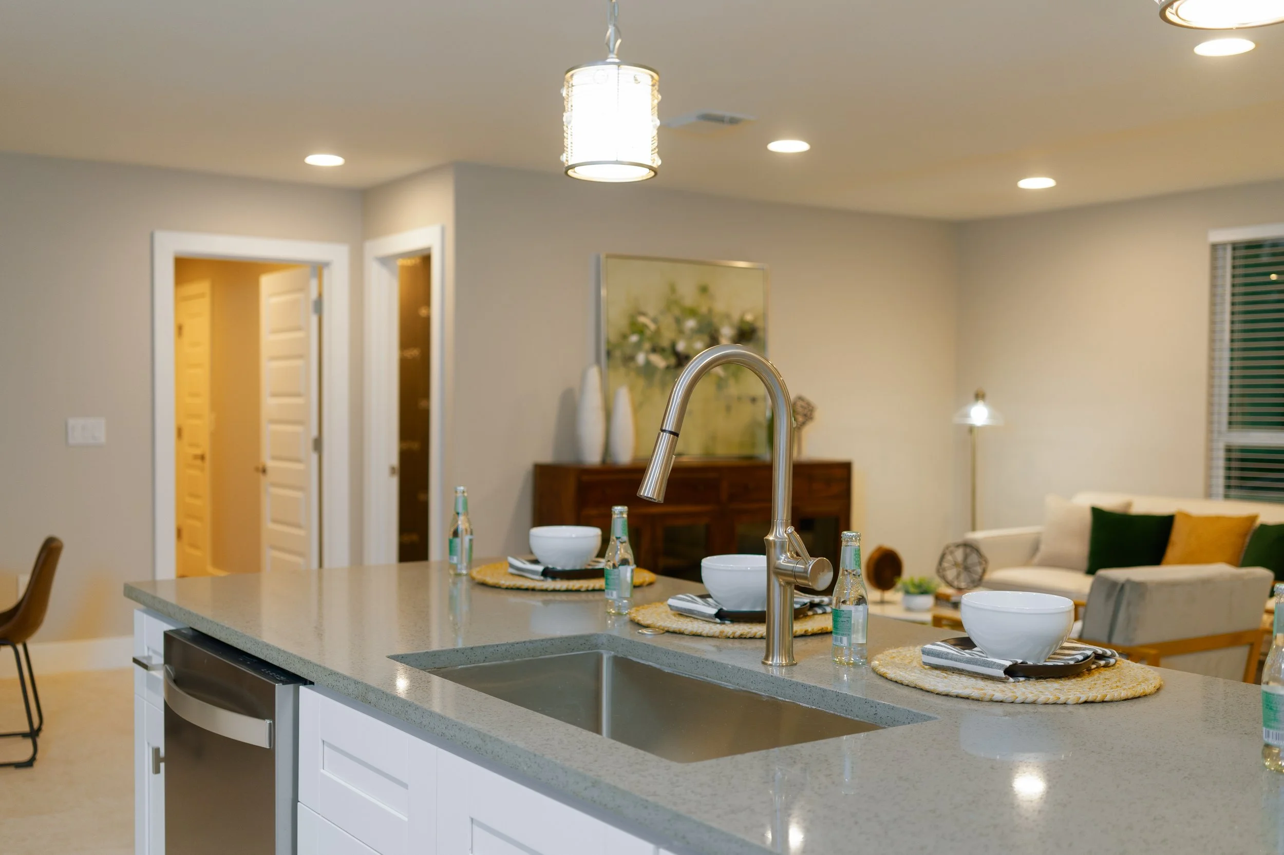 2211 Vanderbilt Ln (22 of 22).jpg