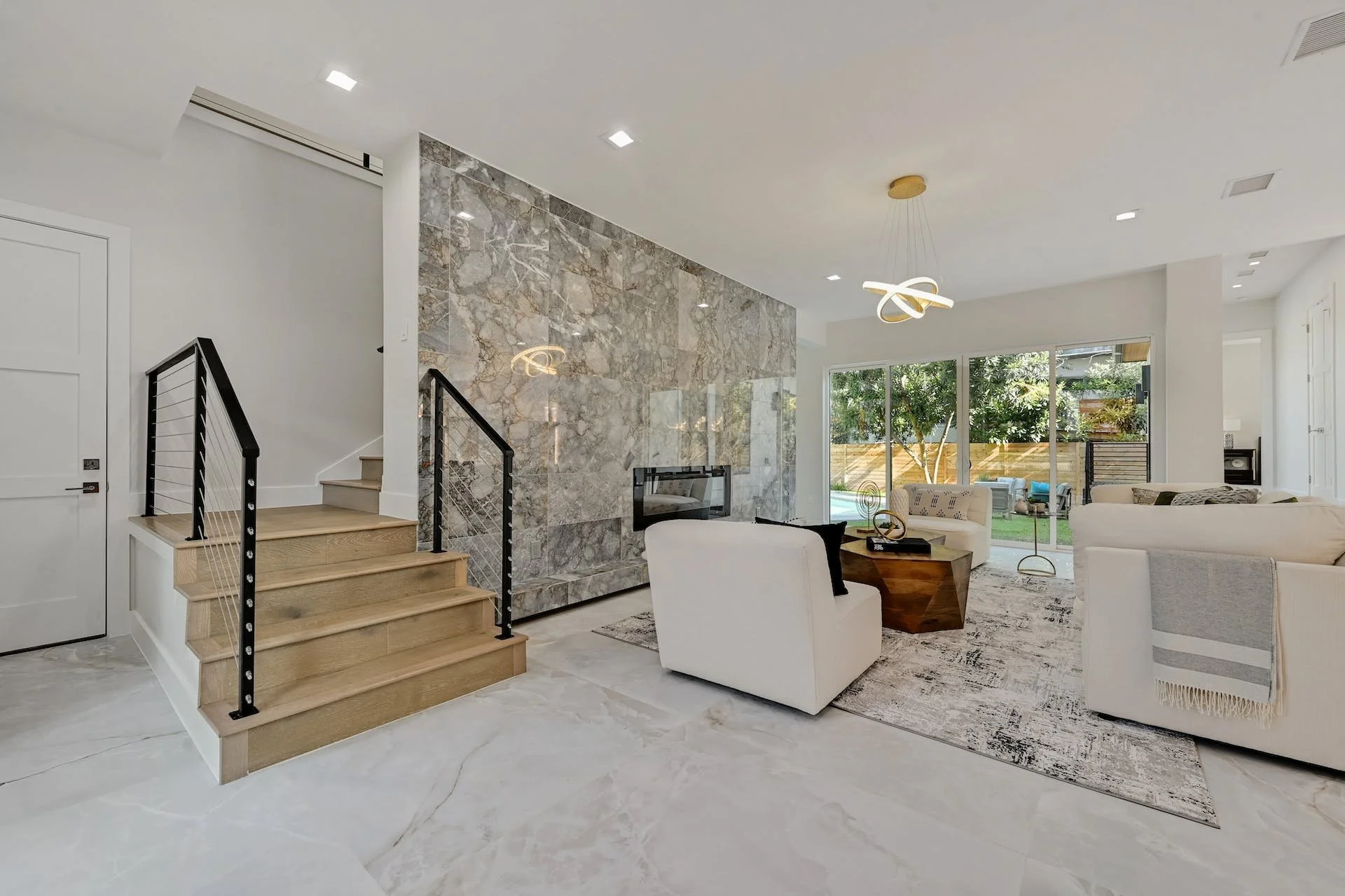 004-427427-702 Buckingham Circle 004_11876129.jpg