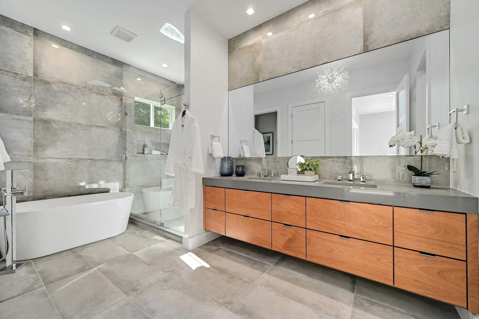 018-427427-702 Buckingham Circle 027_11876143.jpg