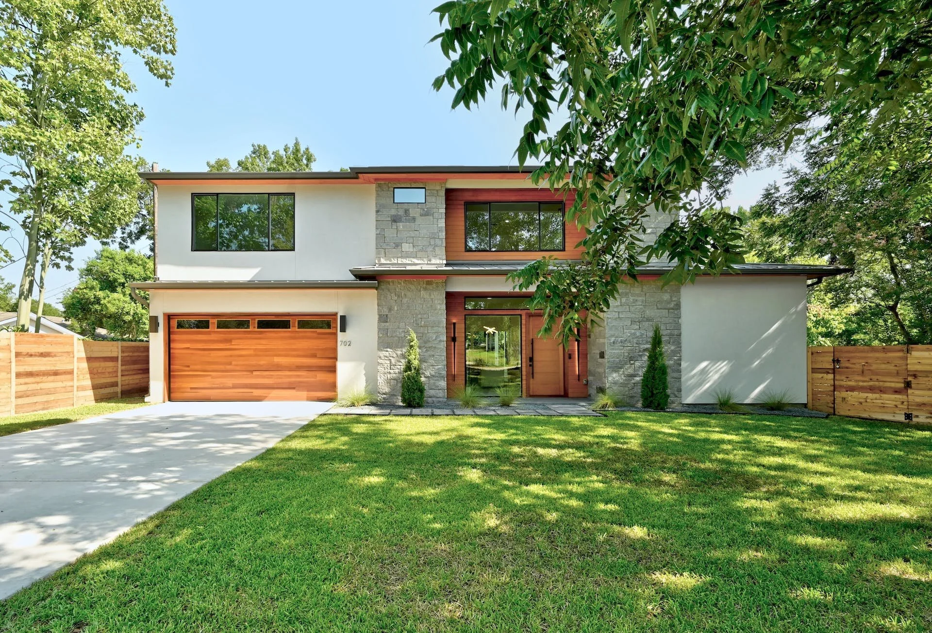 001-427427-702 Buckingham Circle 001_11876126.jpg