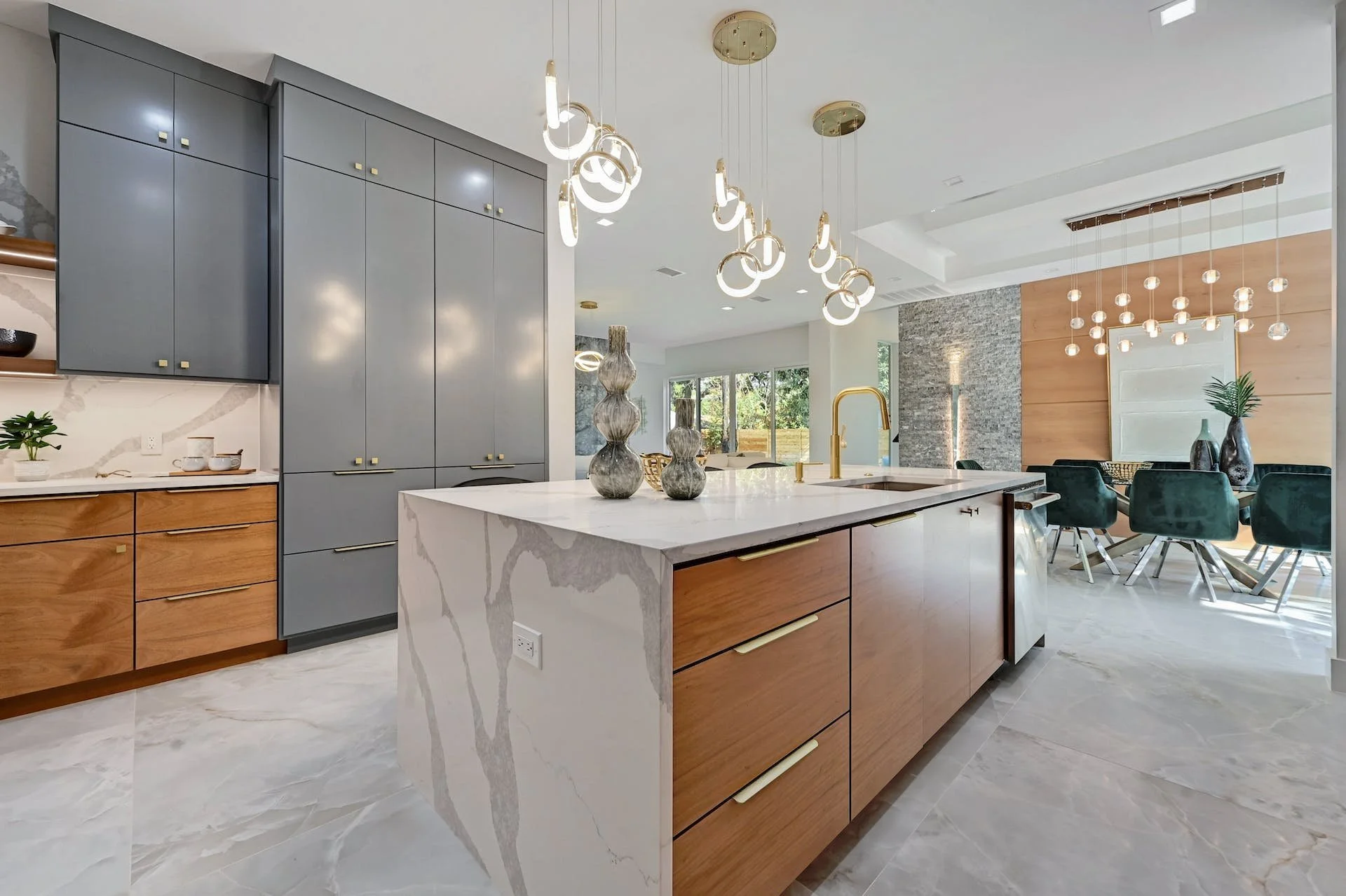 012-427427-702 Buckingham Circle 016_11876137.jpg