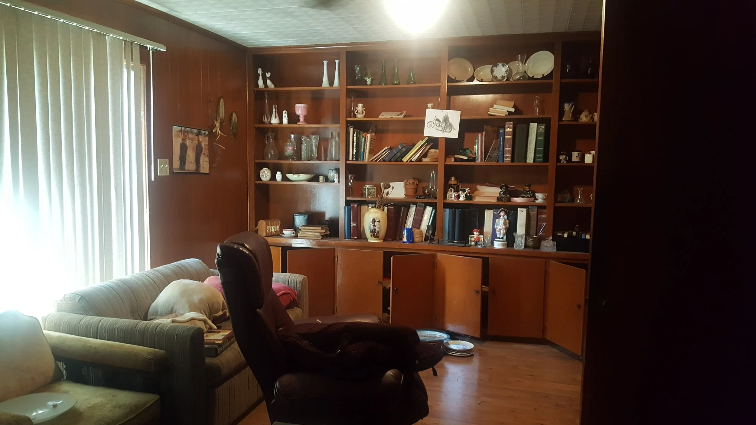 2211 Vanderbilt - Old - Master Downstairs 2.jpg