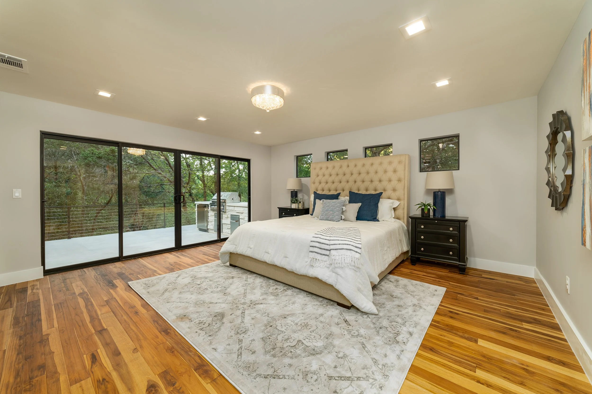 2010 Homedale Dr (11 of 19).jpg