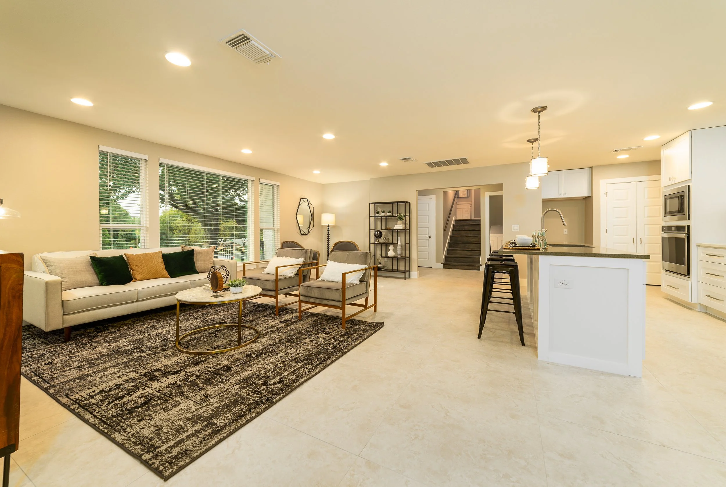 2211 Vanderbilt Ln (04 of 22).jpg