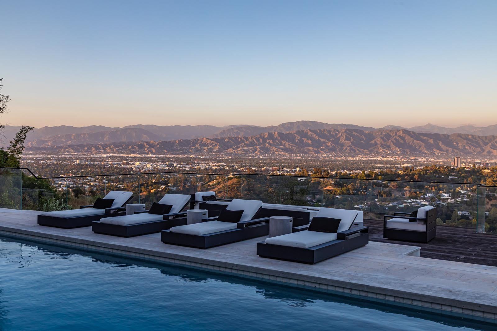 11951PinnaclePlace103.jpg
