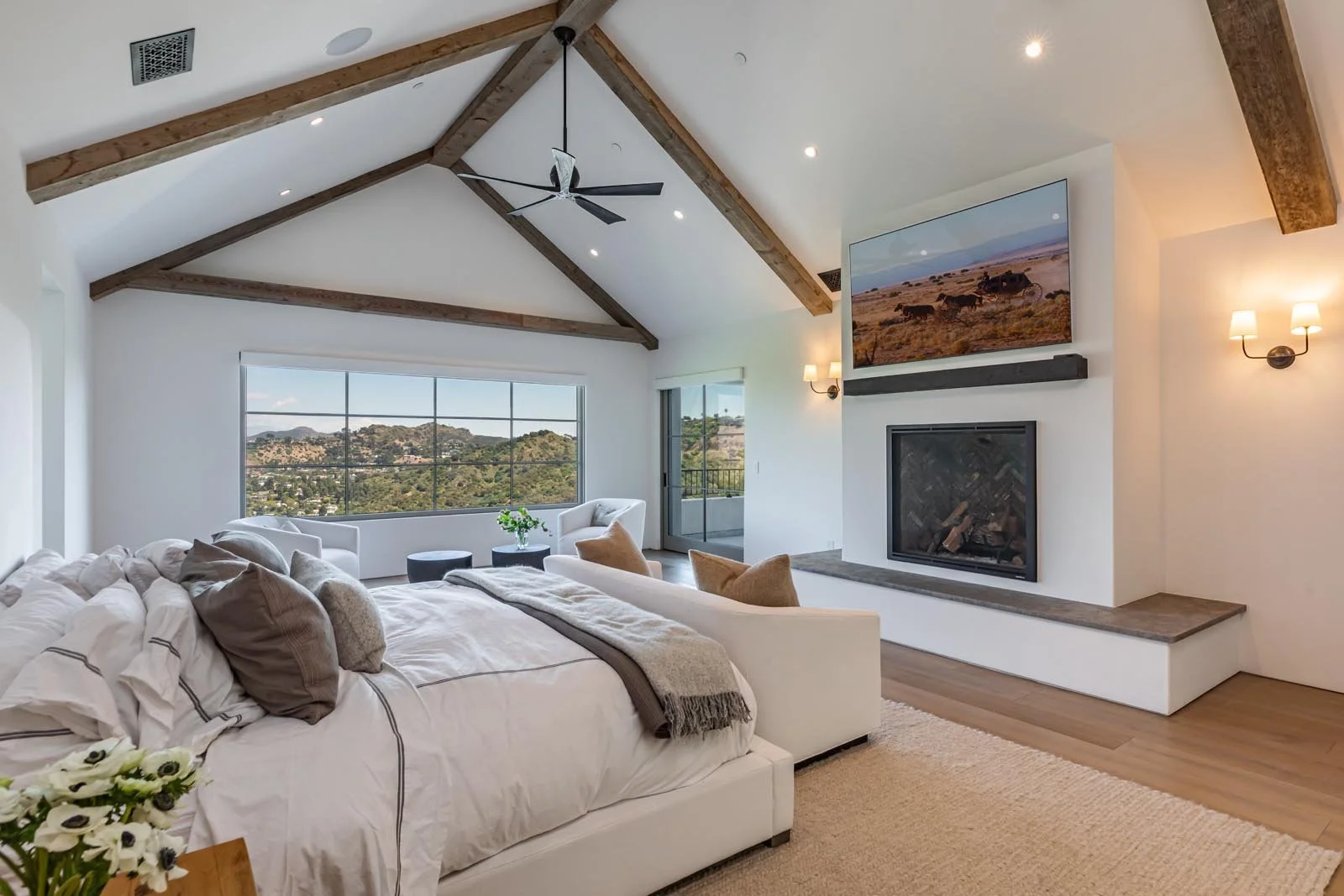 11951PinnaclePlace084a.jpg