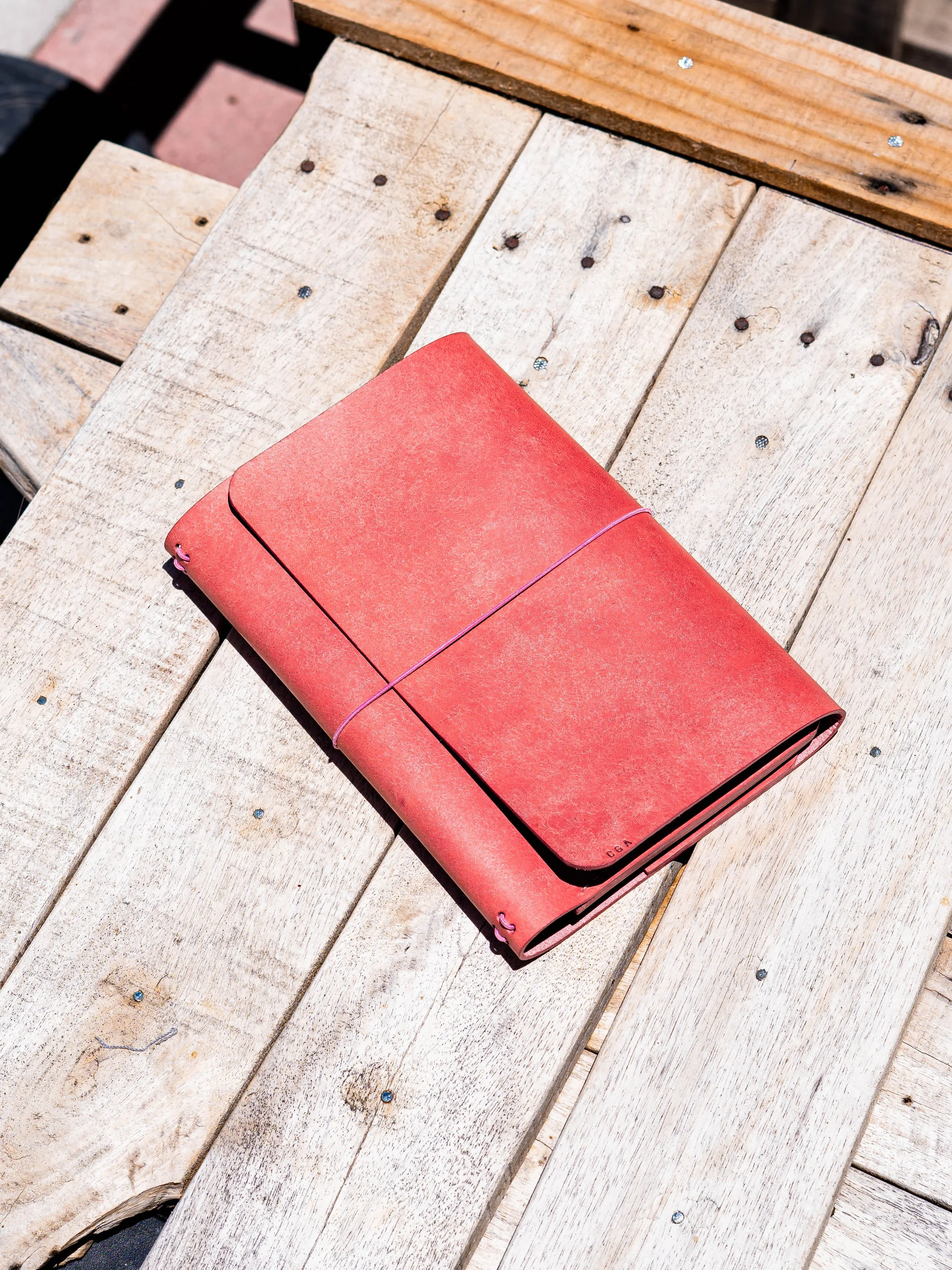 Victoria [A5 Tri-Fold] Pueblo Leather