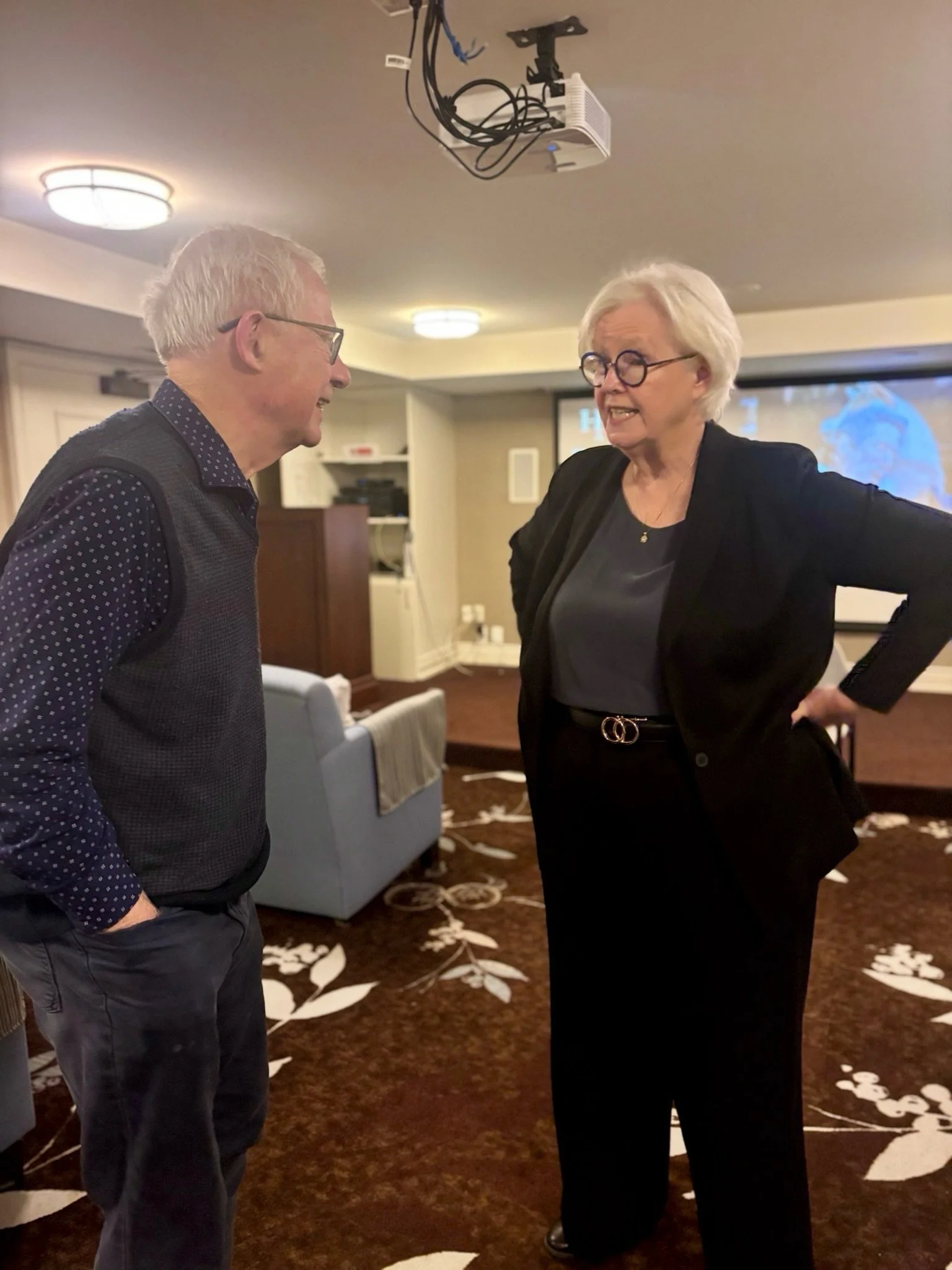 Aging in place starts with the confidence that your neighbourhood will continue supporting you through every stage of life 🏡 

I appreciated the opportunity to chat with seniors to hear more about the type of improvements that help shape a community