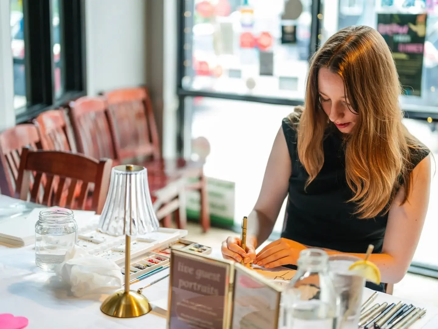 I had the best time illustrating guest portraits at this beautiful wedding 💛✨️ thank you J&amp;J for having me! 

📸 photos by @emaweddingco 

📍venue @miijidaa
