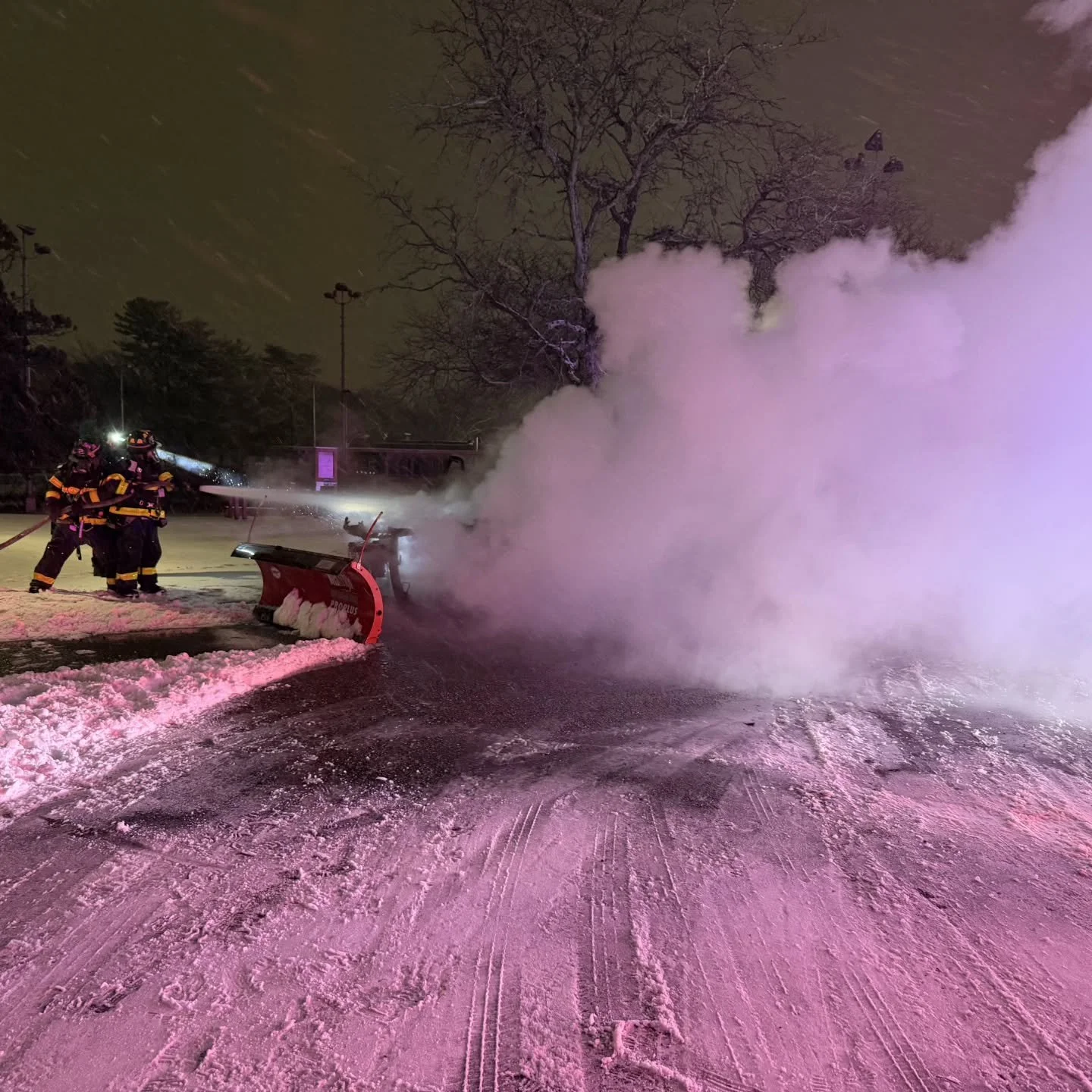 The Roslyn Fire Companies were alerted to a potential car fire. 5900 confirmed the car fire upon arrival. Engine 567 arrived first on scene and knocked down all visible fire. Upon completion of 567's on board water supply, the crew of 567 used Highla