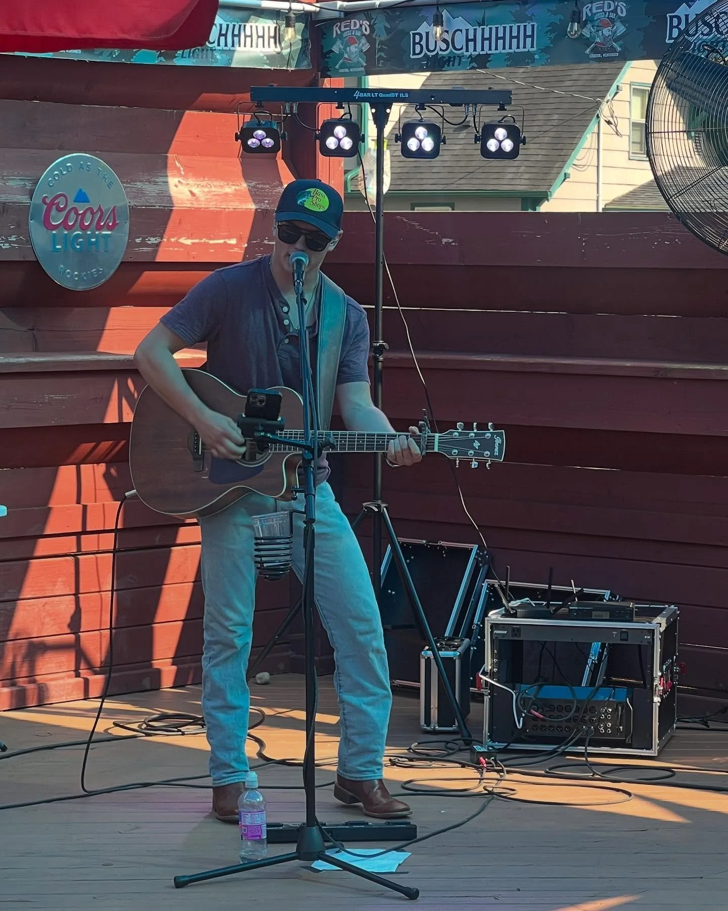 Jack Willems at Lincolnwood Resort & Bar