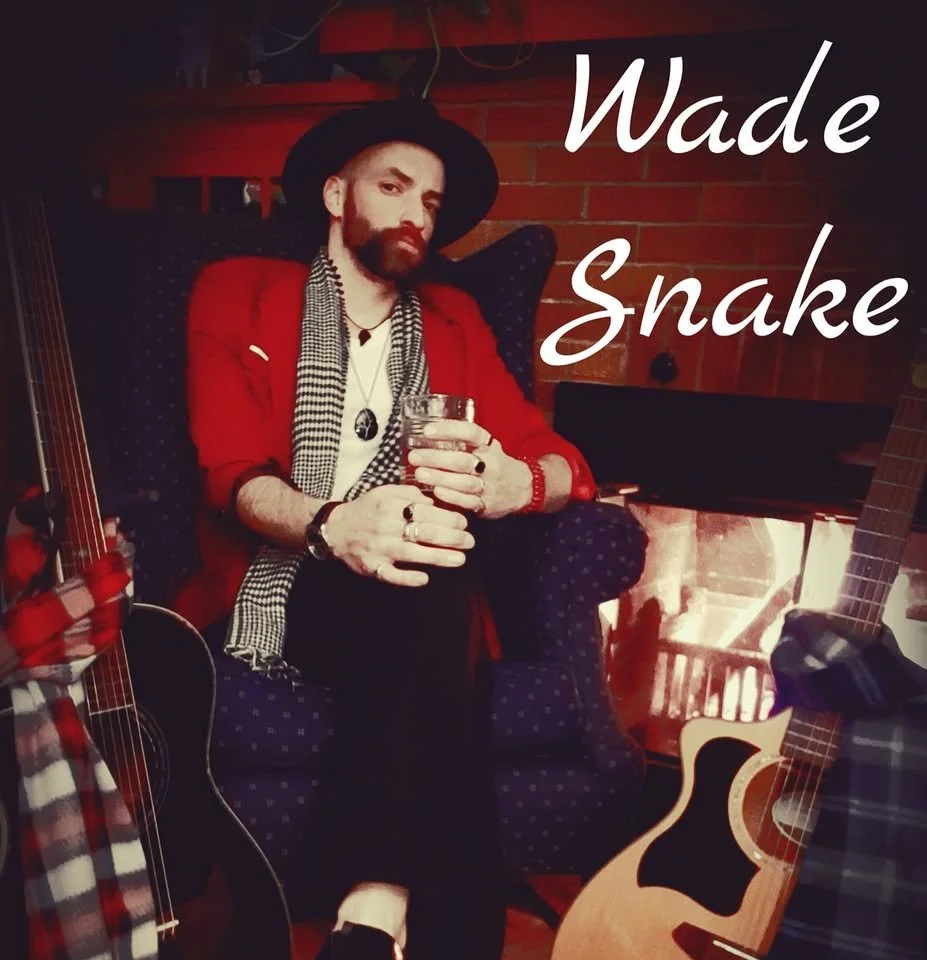Wade Snake at Lincolnwood Resort & Bar
