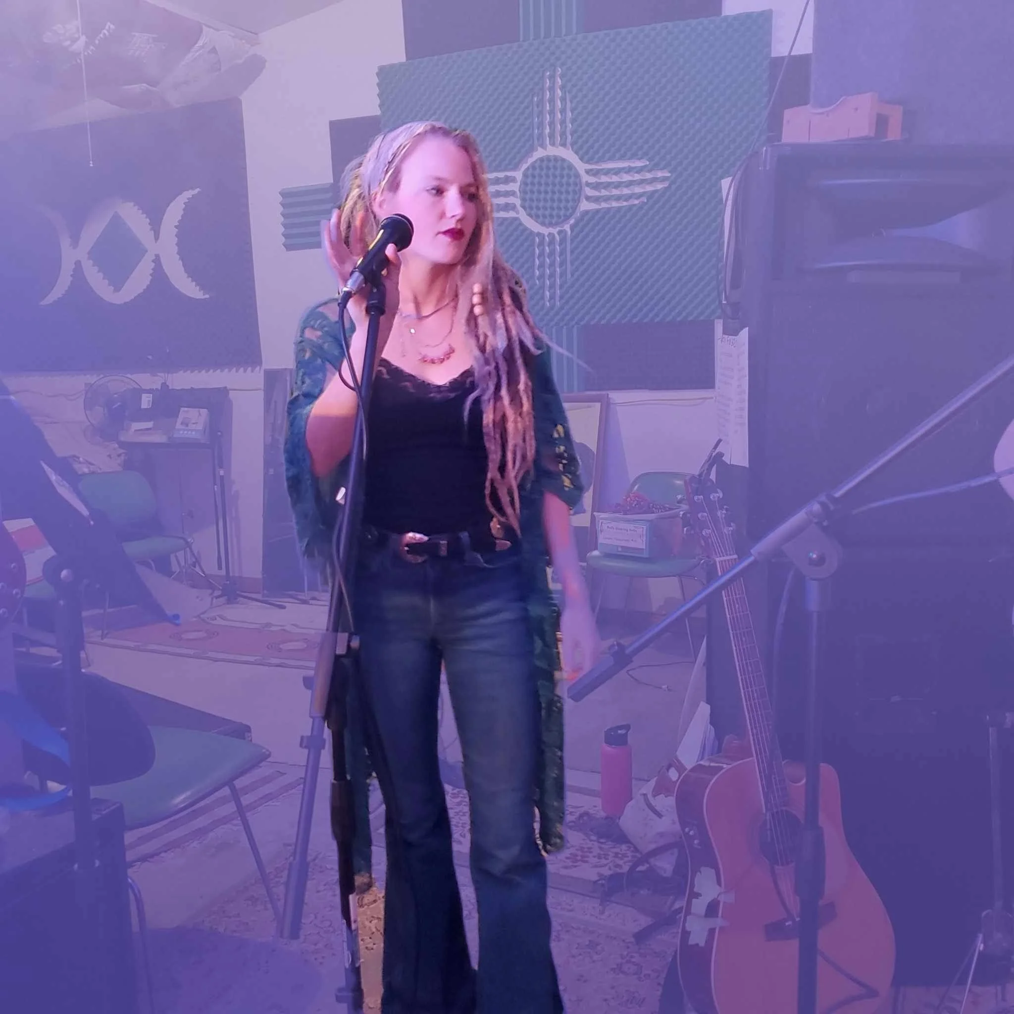 Taylor Peterson at Lincolnwood Resort & Bar