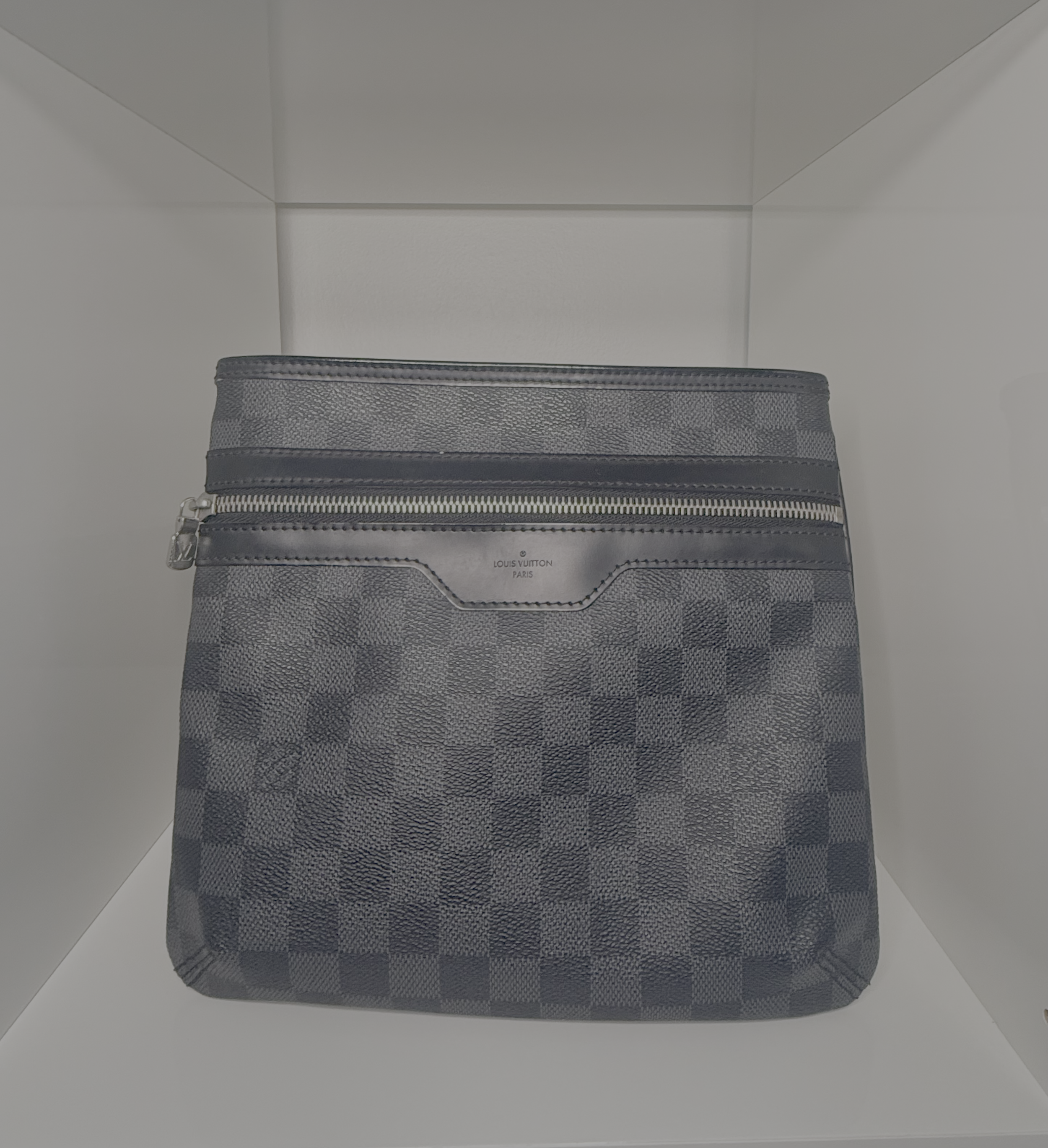 Damier Graphite Thomas Messenger Bag