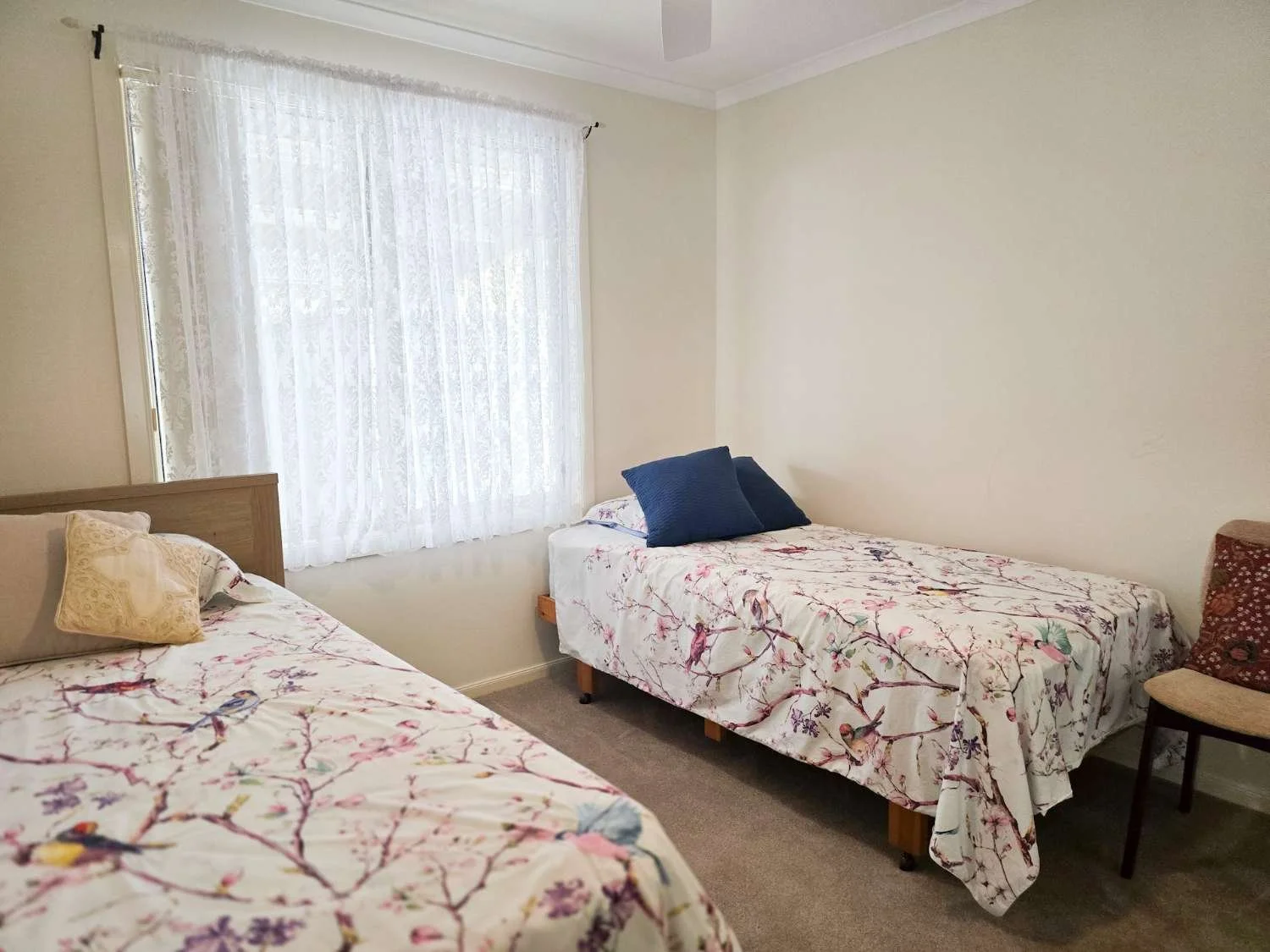2nd bedroom 131.jpg