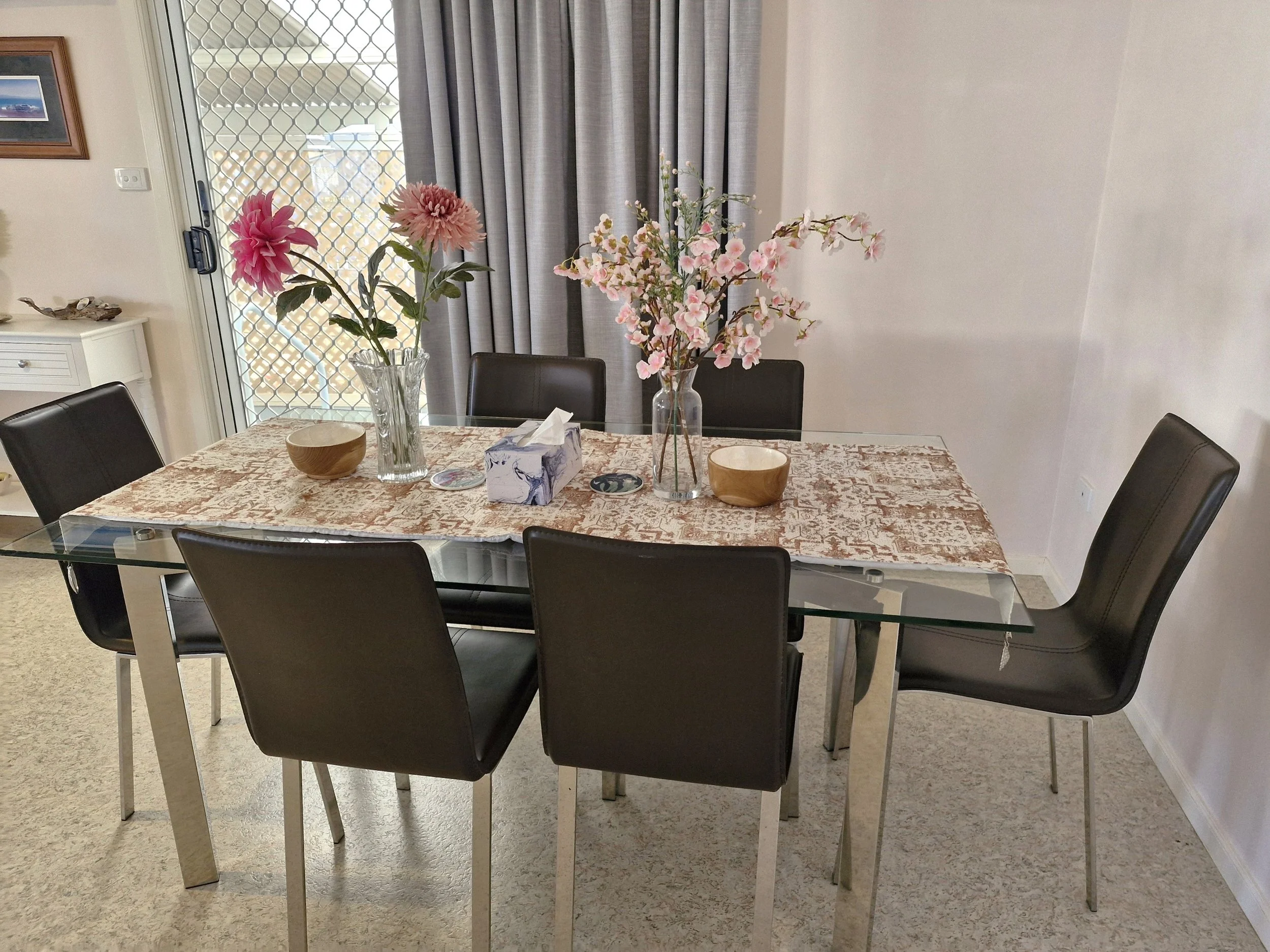 dining table 72.jpg
