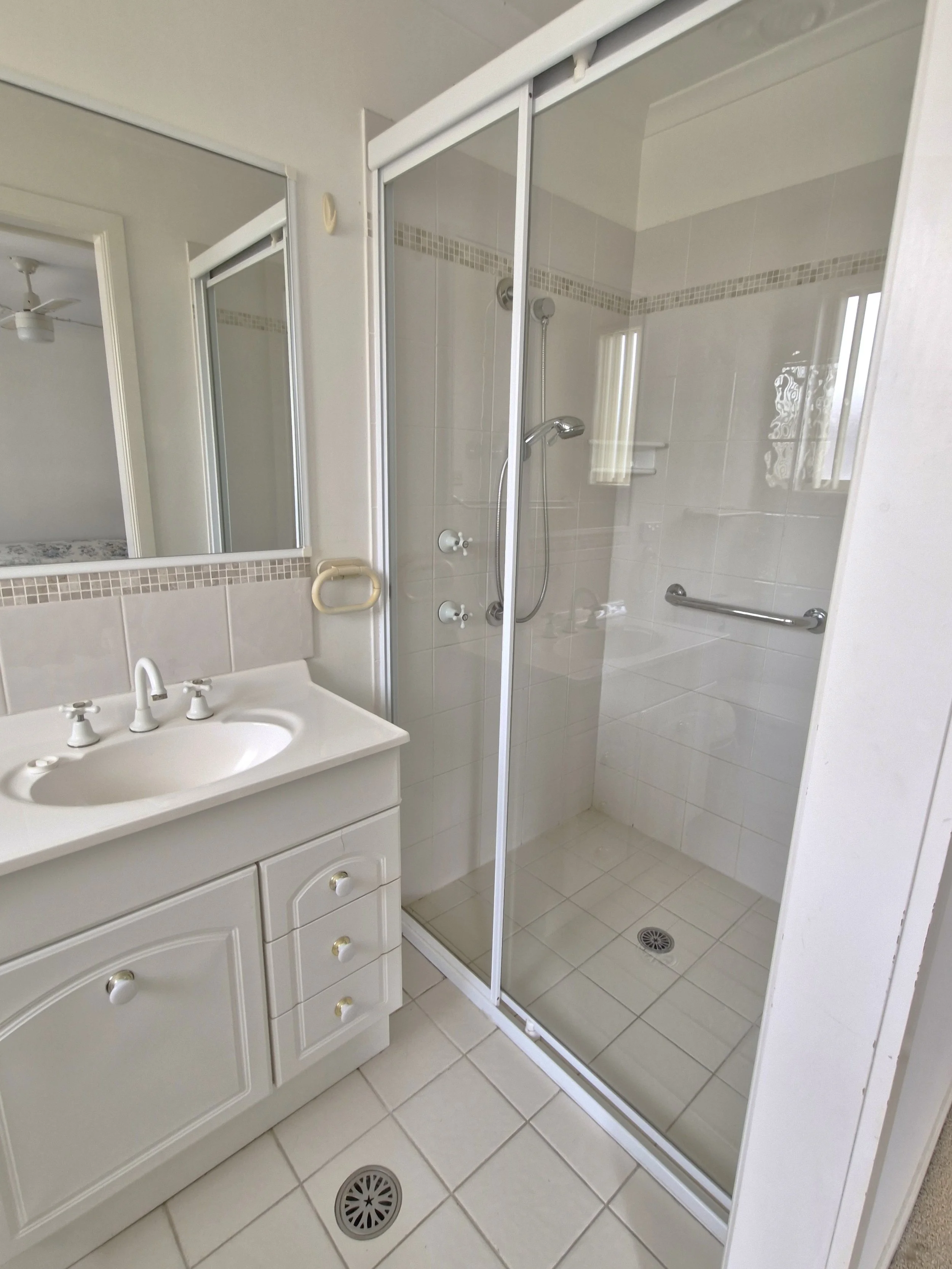 Ensuite.jpg