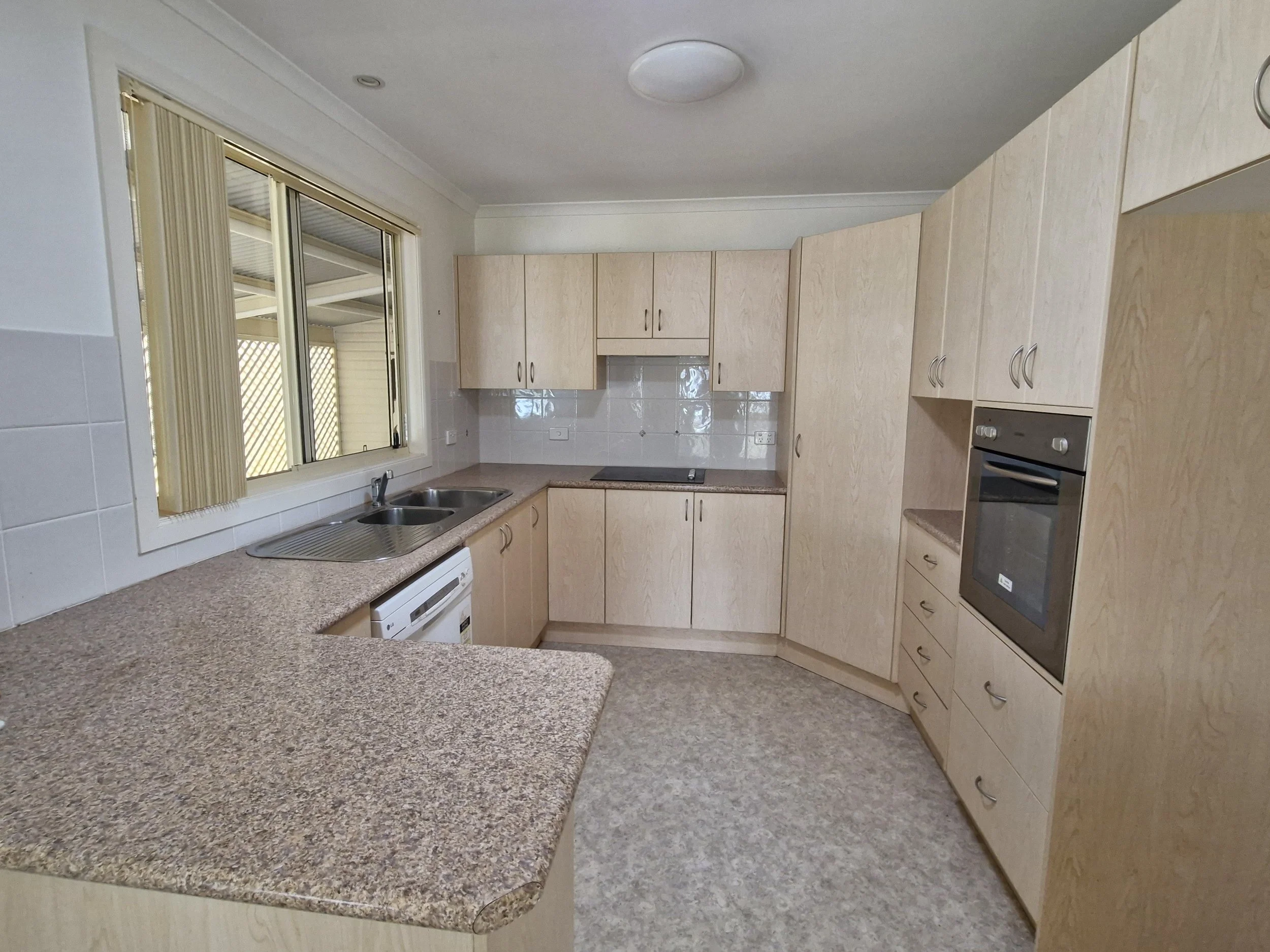 Kitchen new.jpg