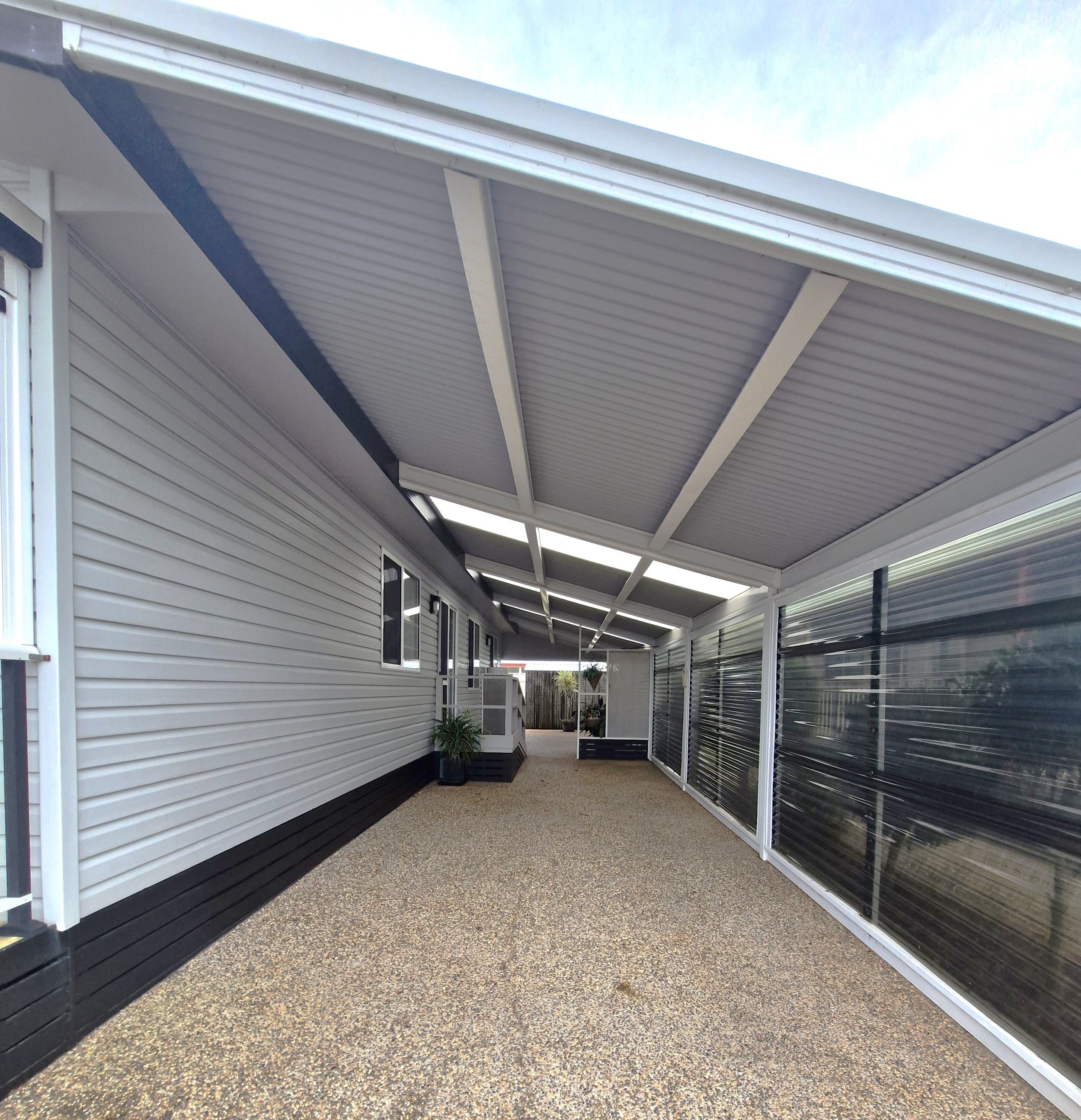 Carport 190.jpg