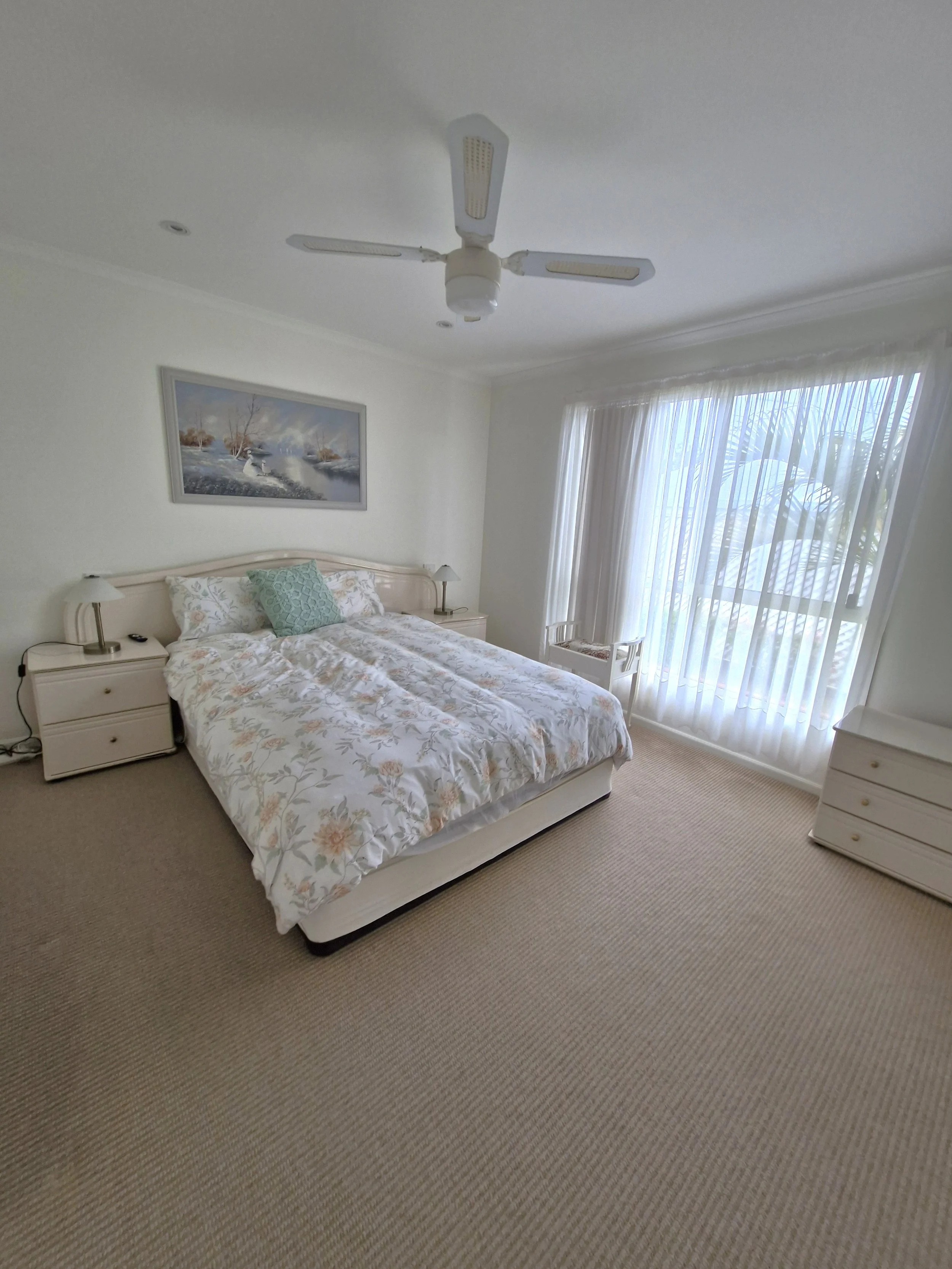 Main bedroom 197.jpg