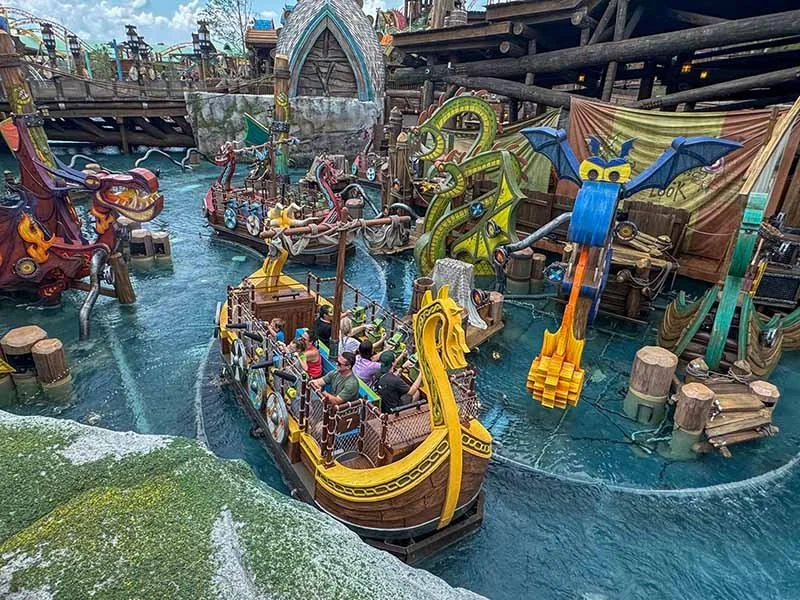 Universal epic universe- how to train your drain isle of berk ride