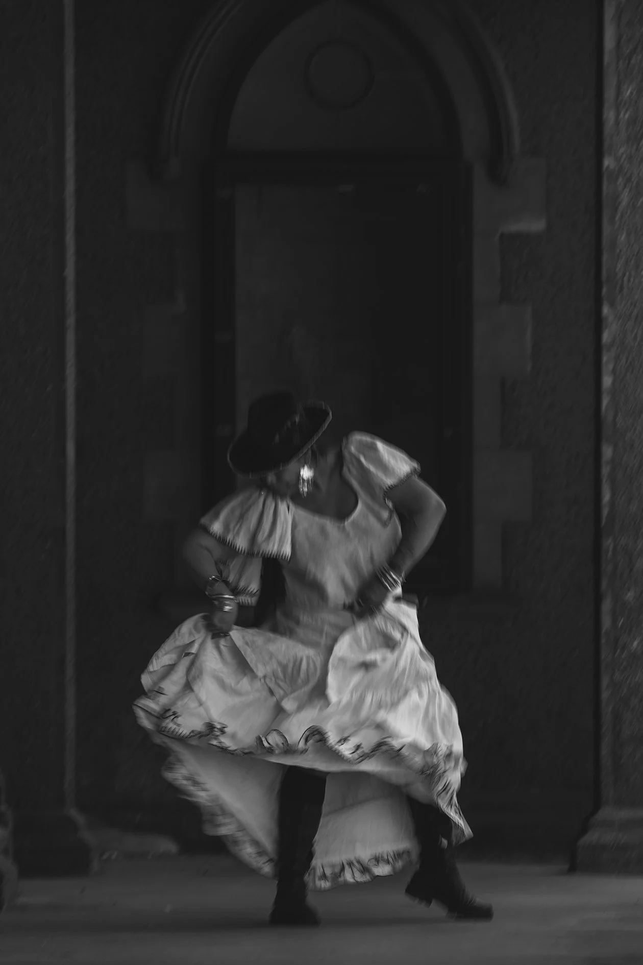 Kate Cebrano-9217 BW sRGB-120dpi-WEB.jpg