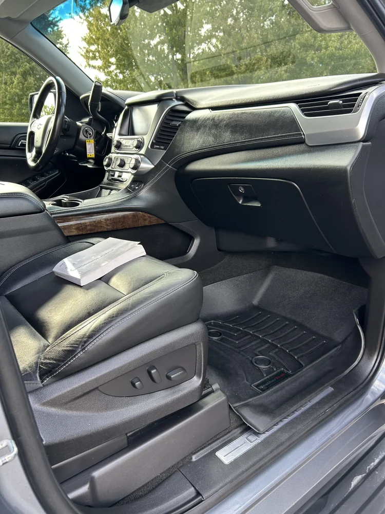 2018 Chevrolet Tahoe photo 3