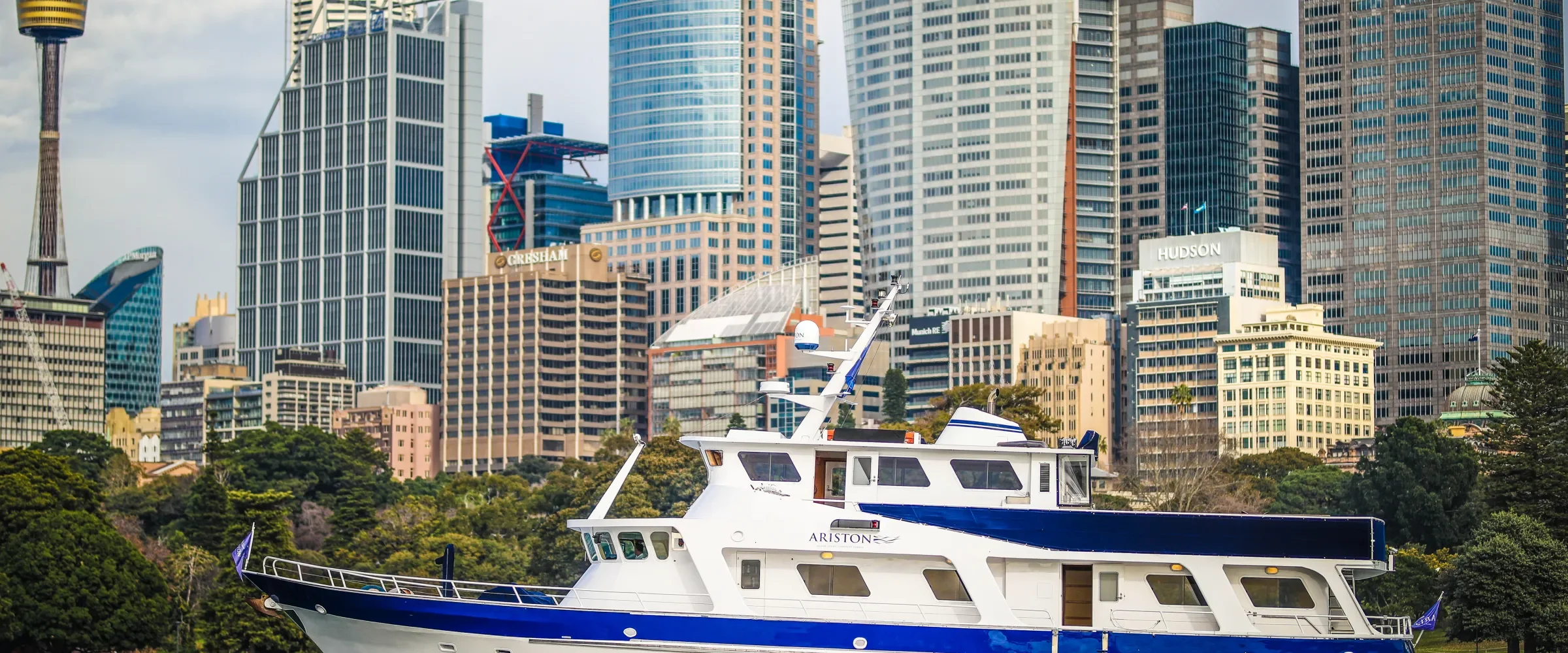 Ariston-Motor-Yacht-©-Salty-Dingo-2017-.webp