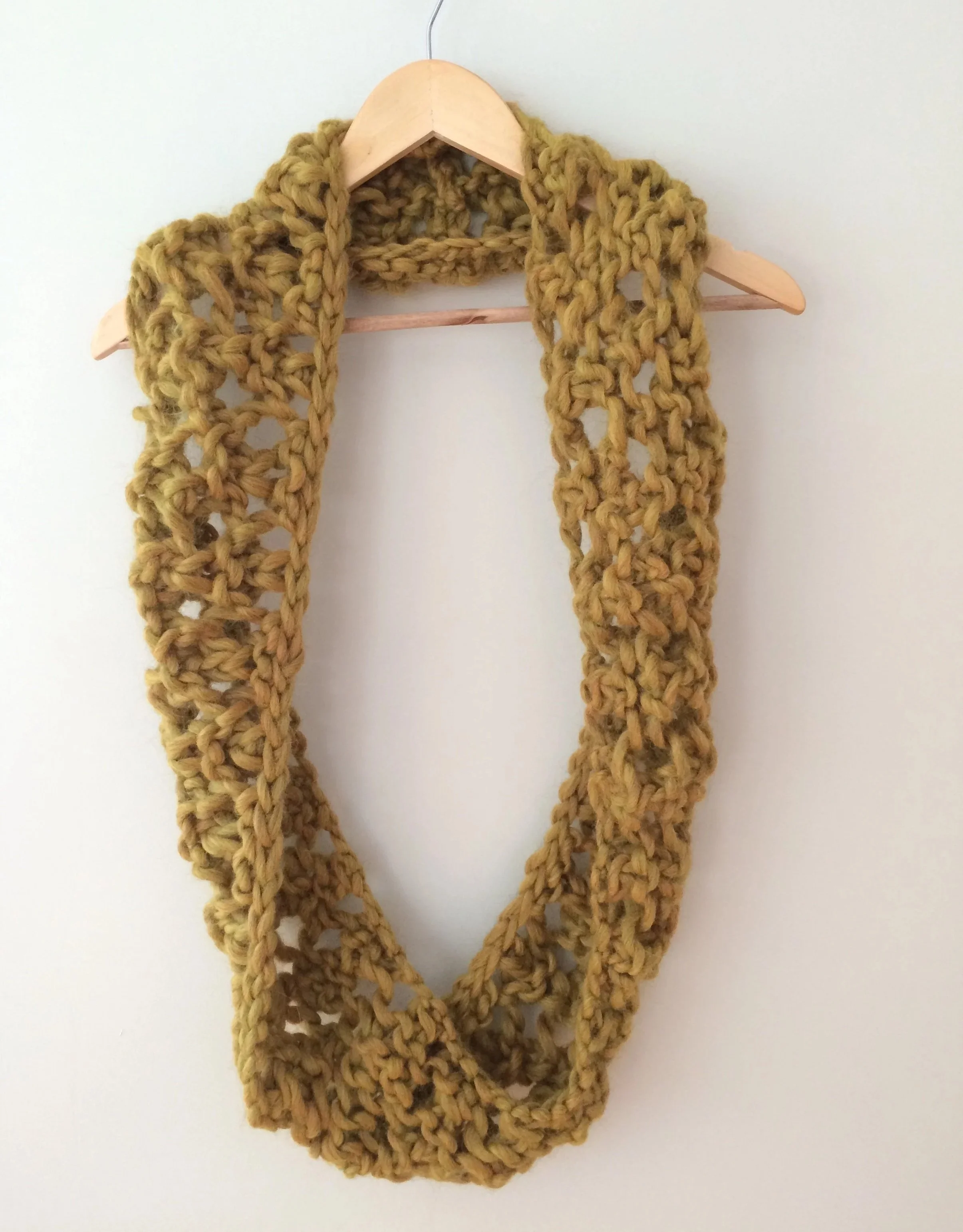 Cowl_Lace+mustad+long.jpg
