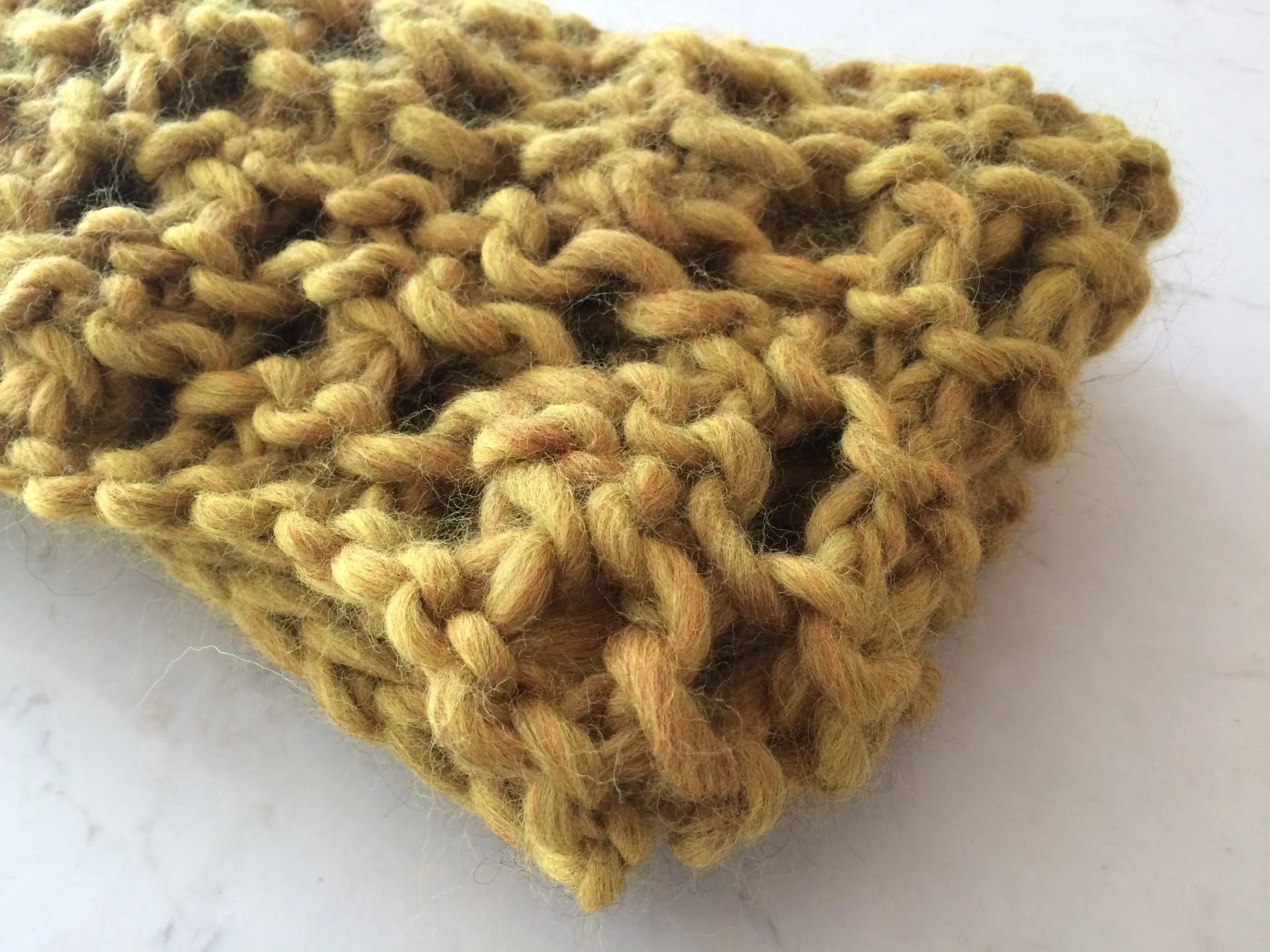 Cowl_Lace detail.JPG