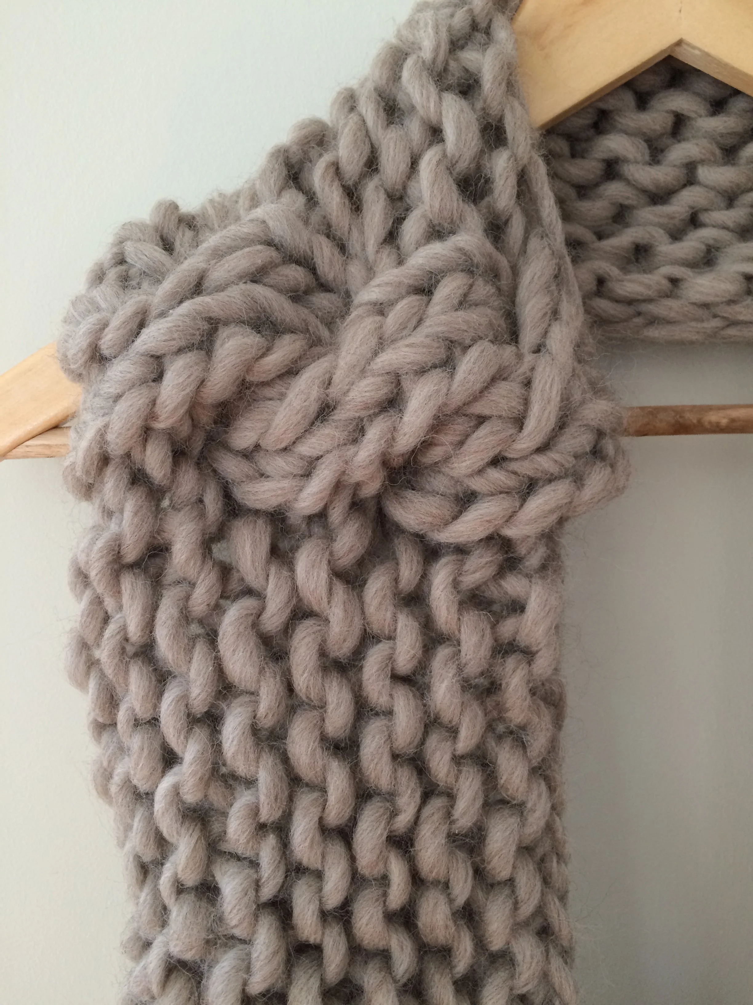 Cowl_RidgeCable detail.JPG