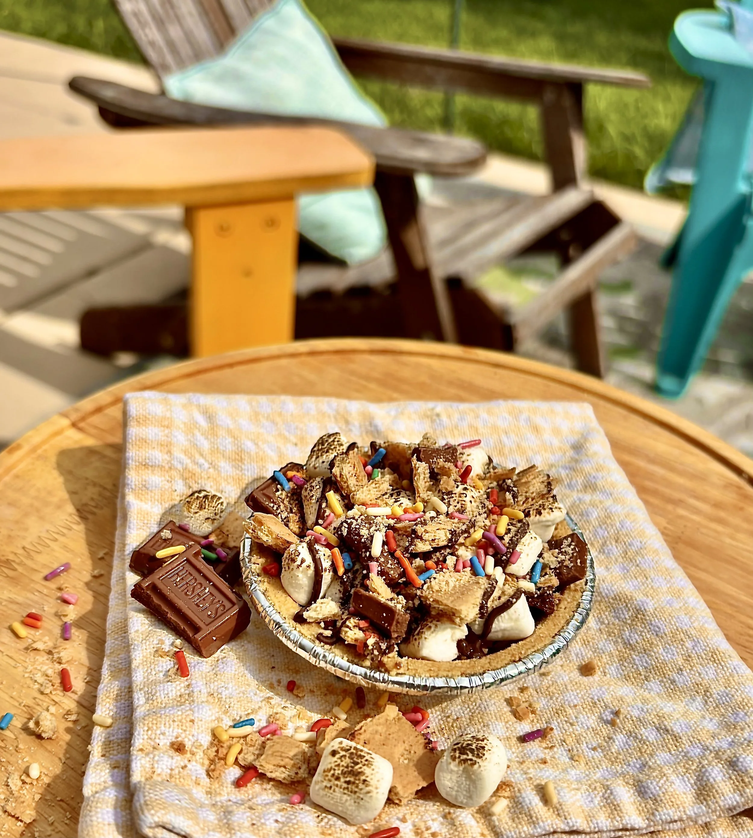 Gimme S'more! Mini S'mores Pies