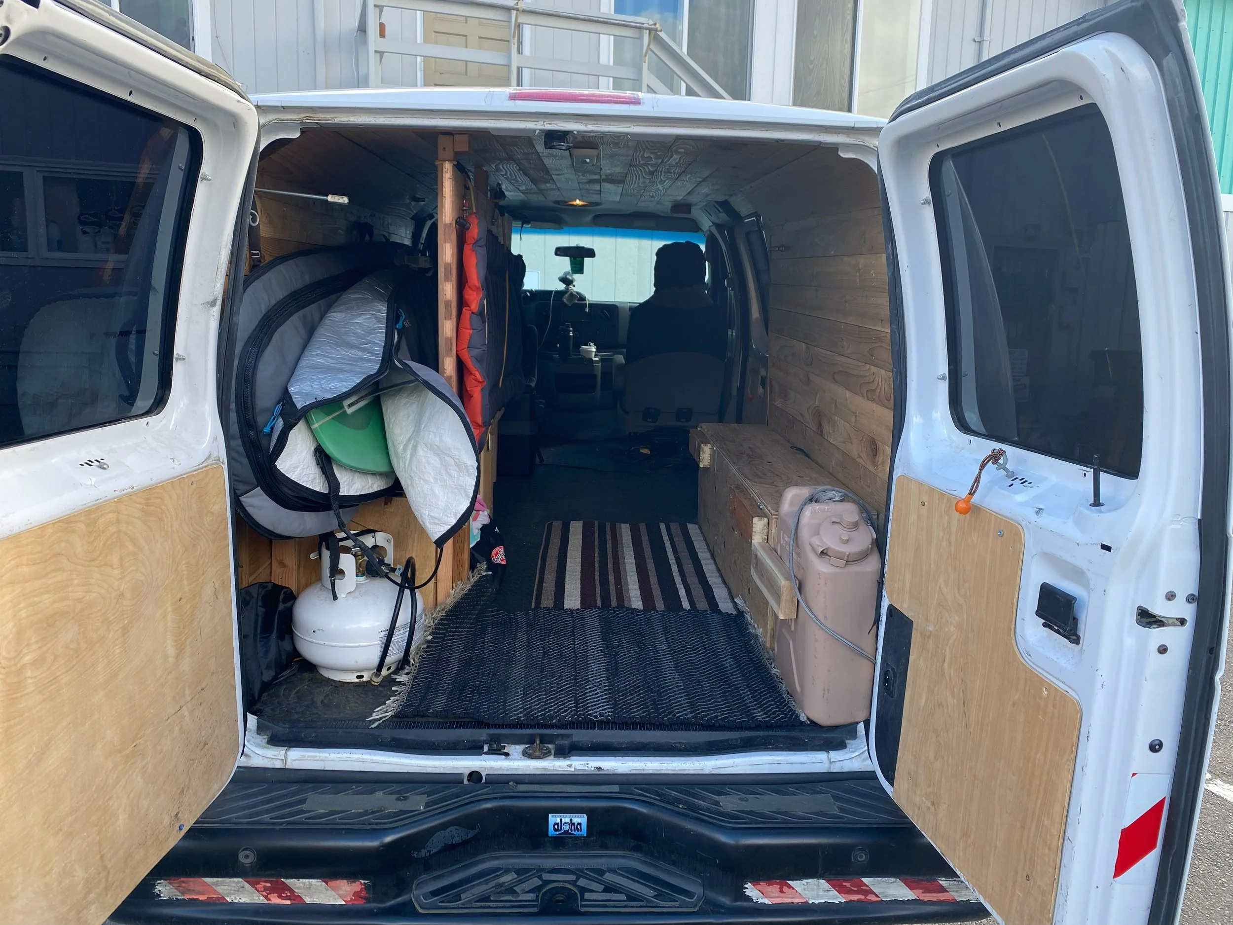 vanbuild-5.jpg