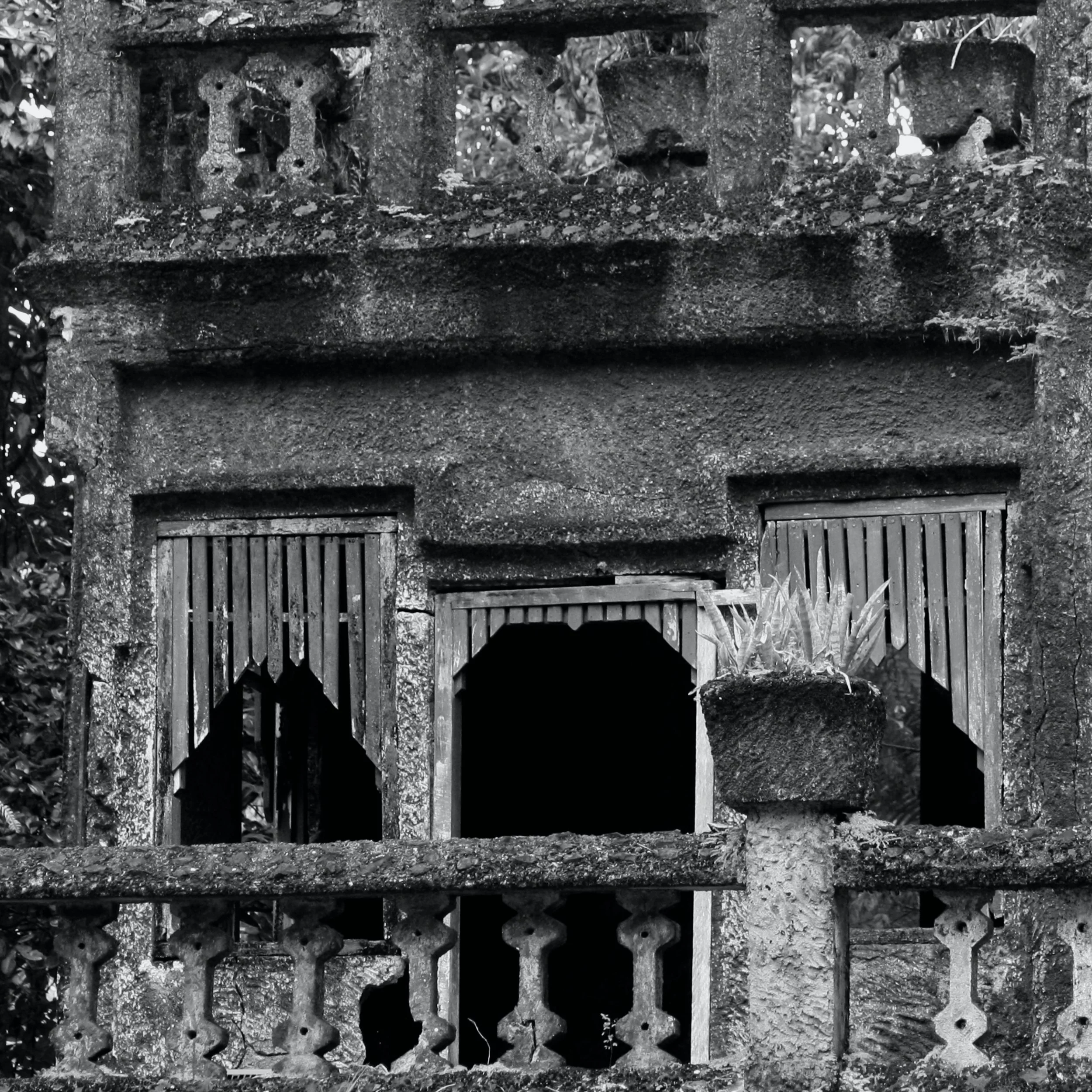 Paronella Terrace 2.jpg