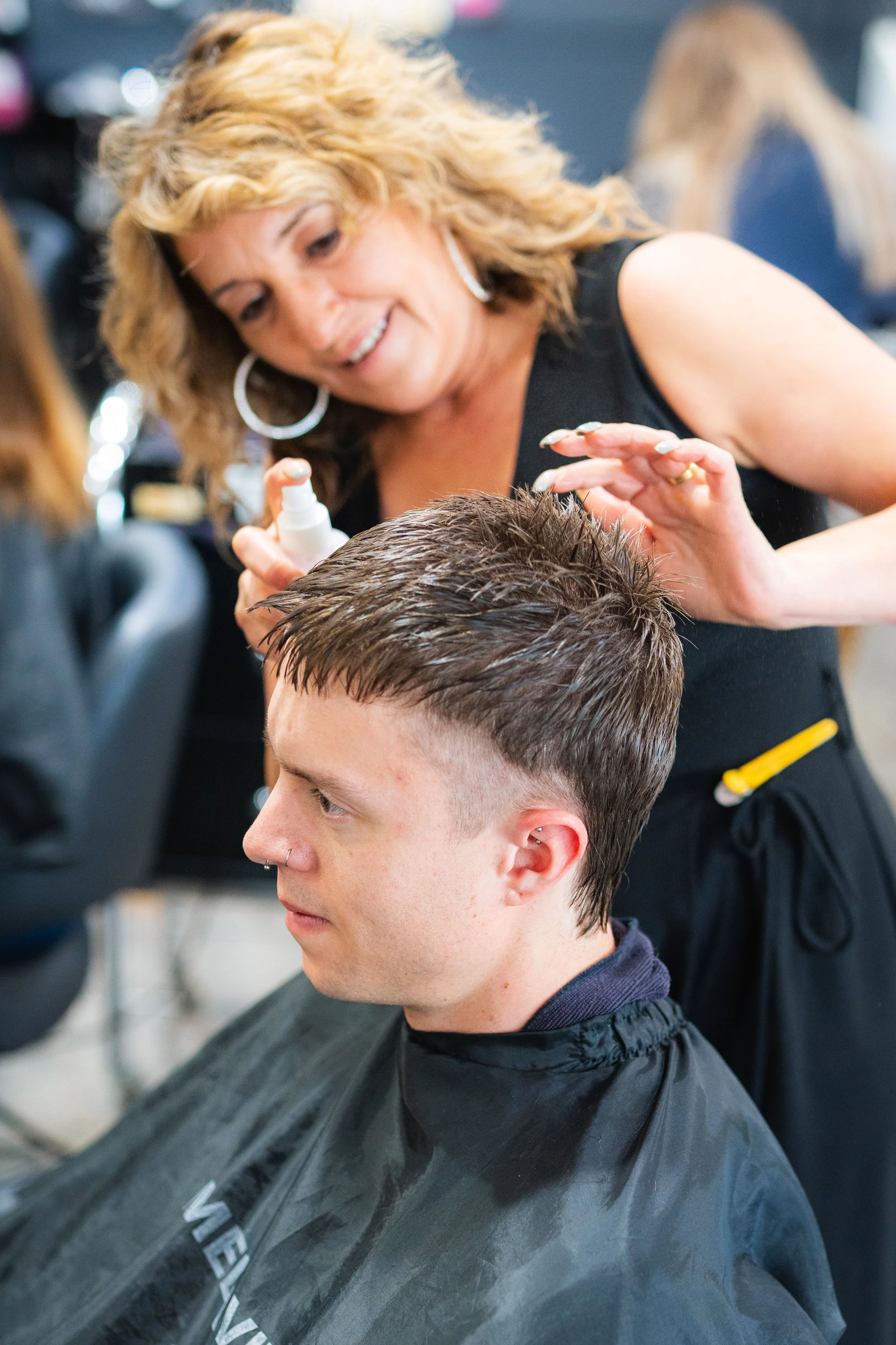 wiznu-hair-salon-preston-cut-3.jpg