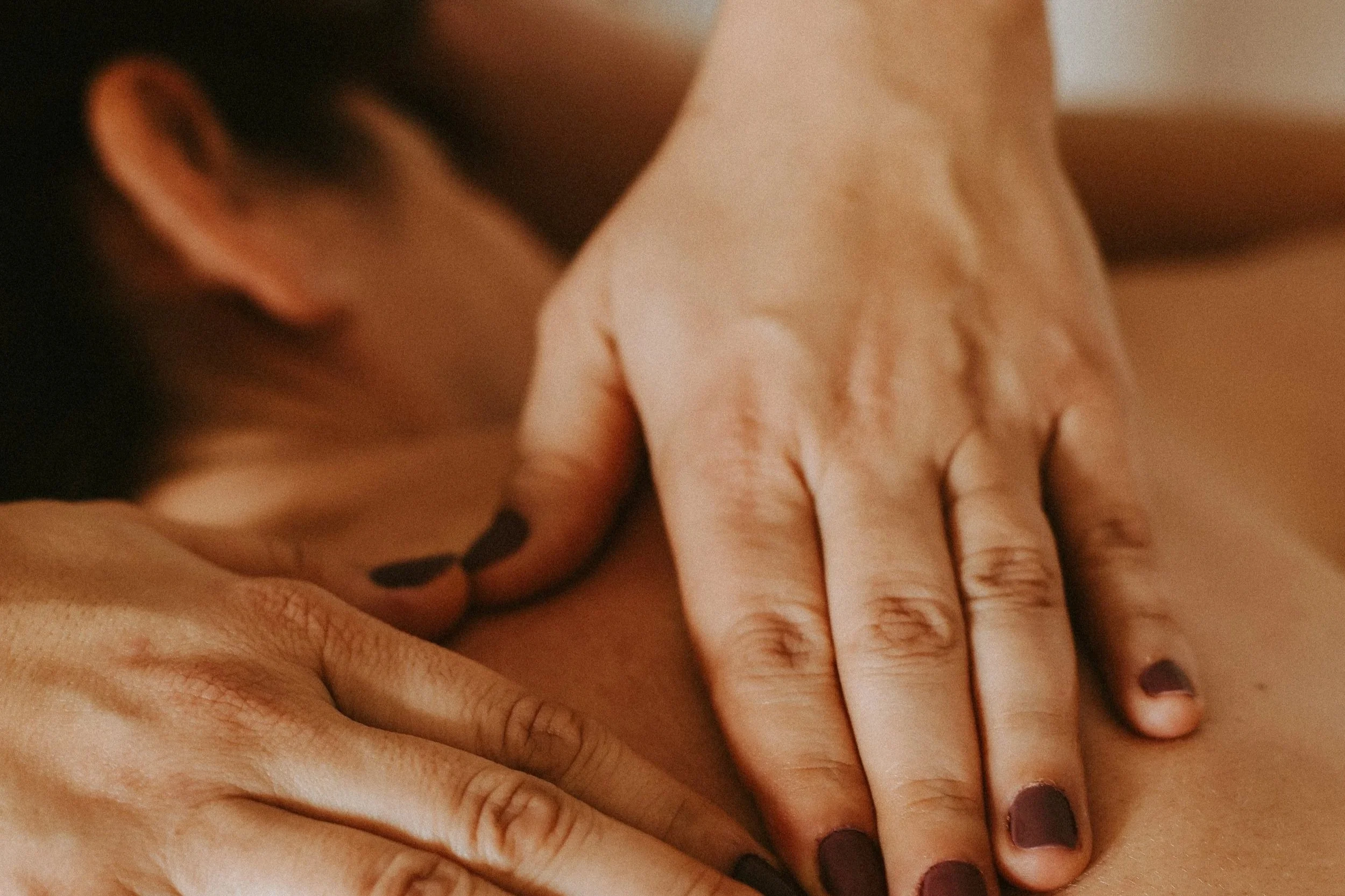 Massage post-partum : quels sont ses bienfaits après l'accouchement ?