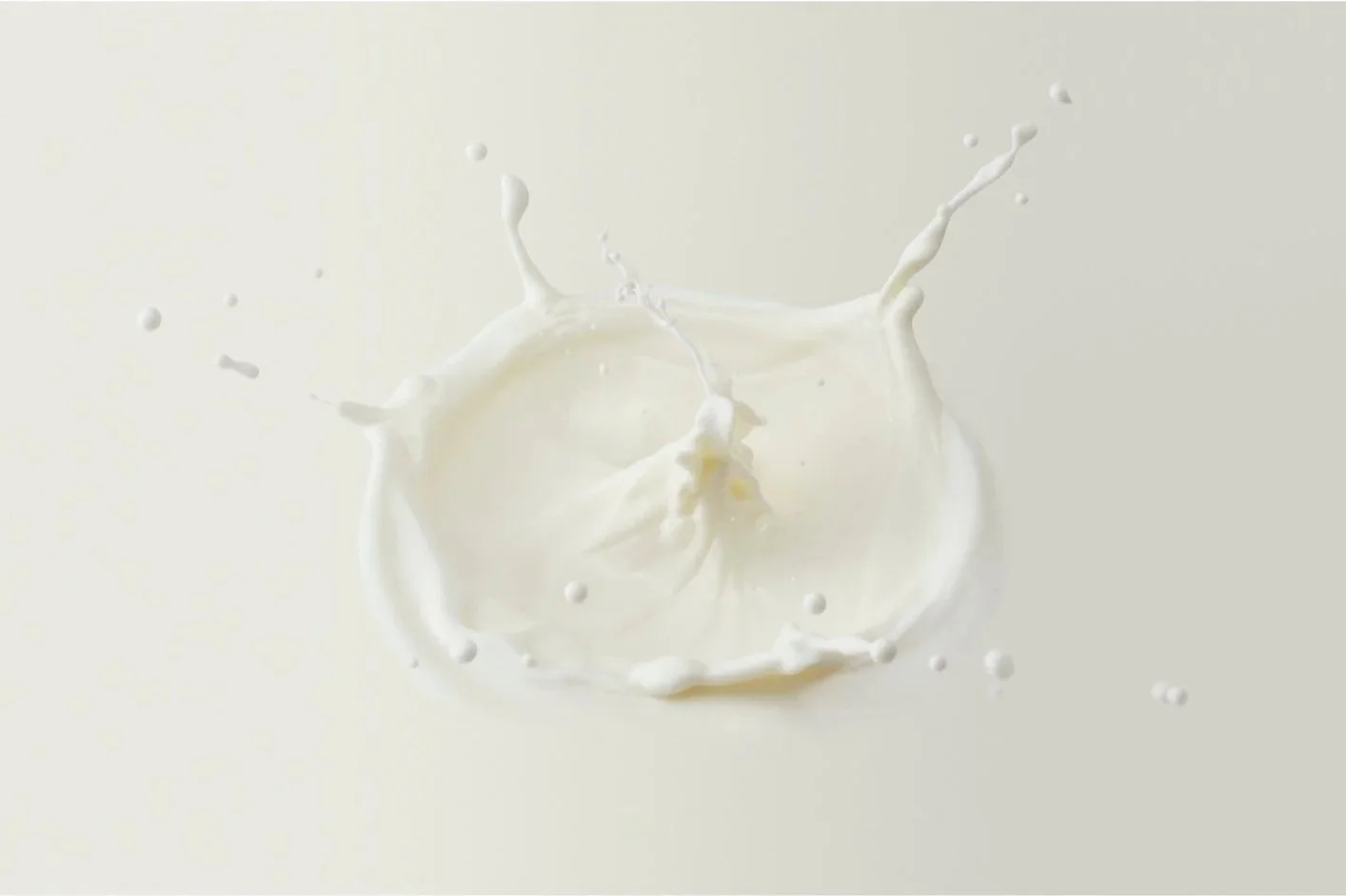 Lait maternel et peau de bébé : quels bienfaits en cas de rougeurs et d'irritations ?