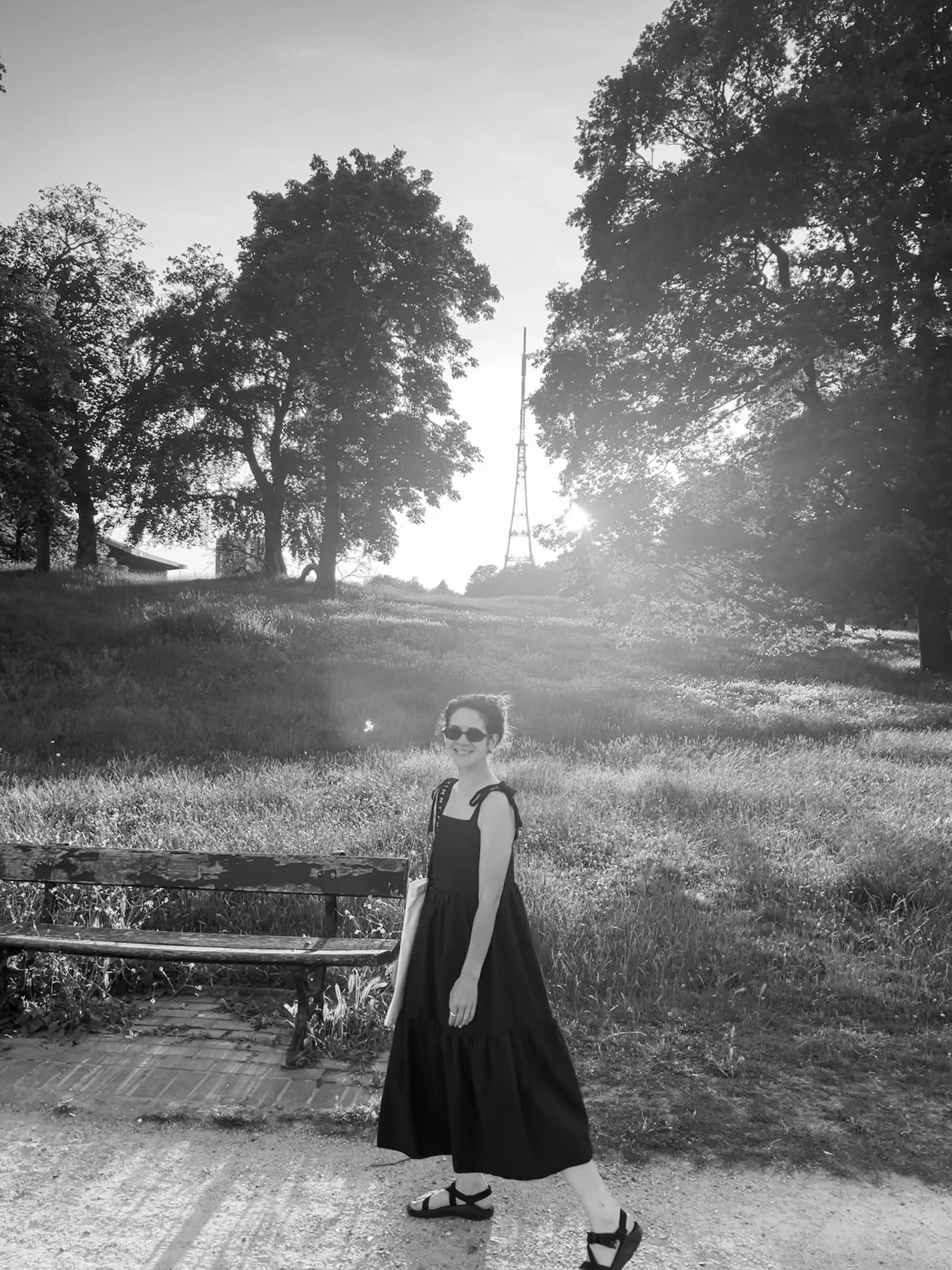 01-nadine-faria-london-wedding-photographer-portrait-crystal-palace-park.jpg