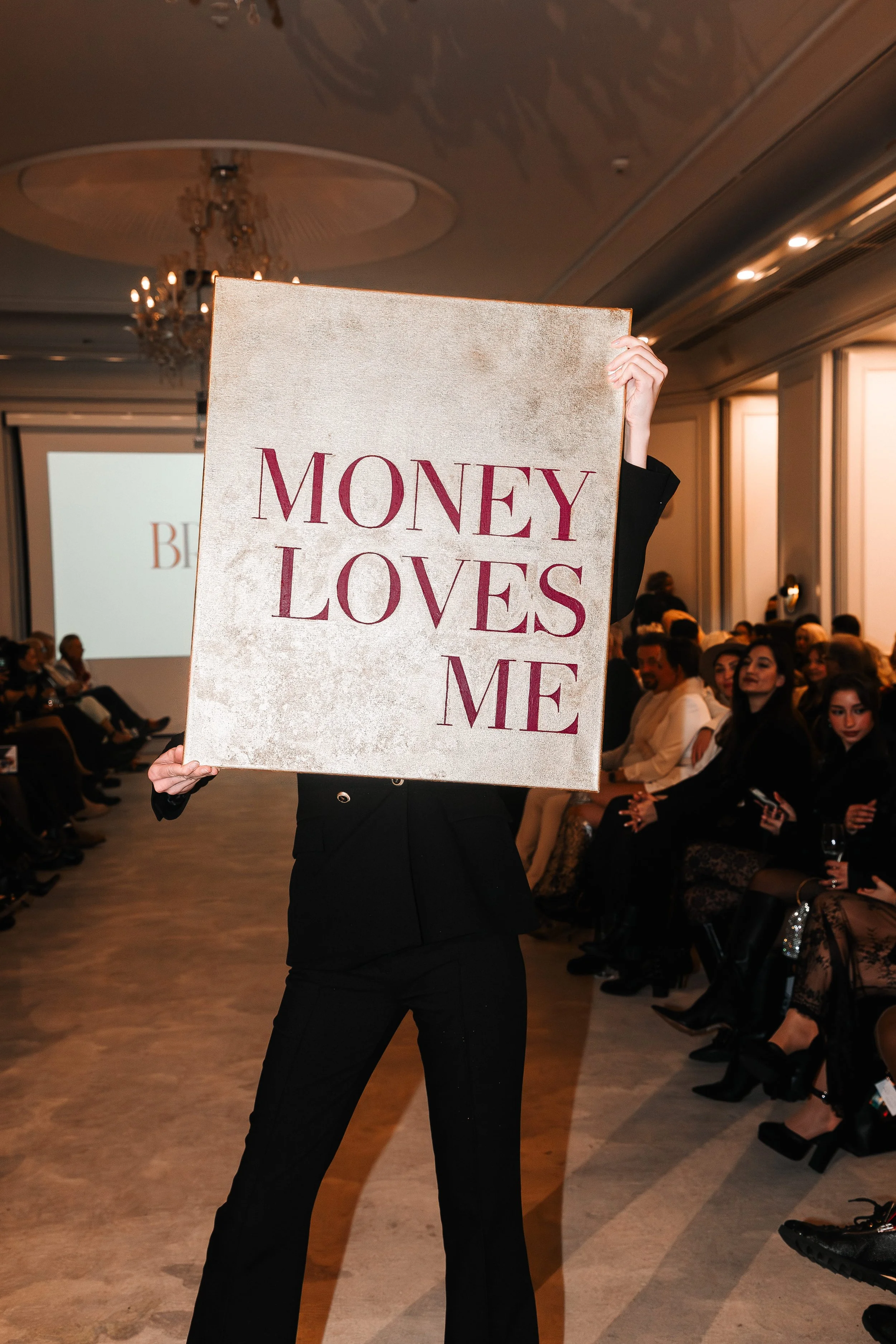 MONEY LOVES ME