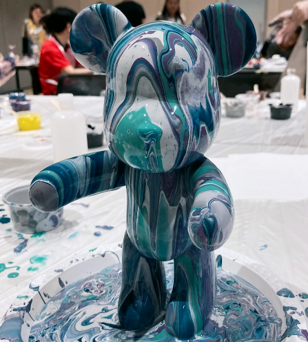 Pouring bear 2.PNG