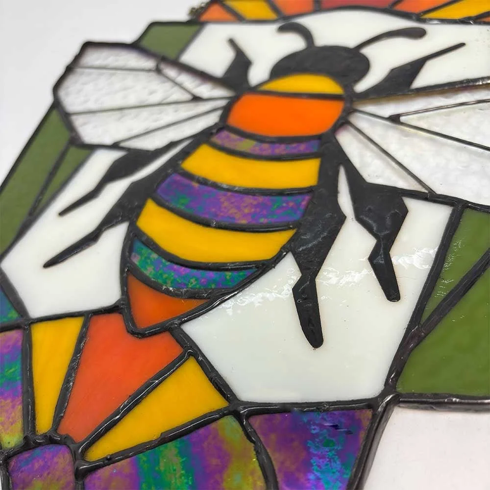 Deco Bee4.jpeg