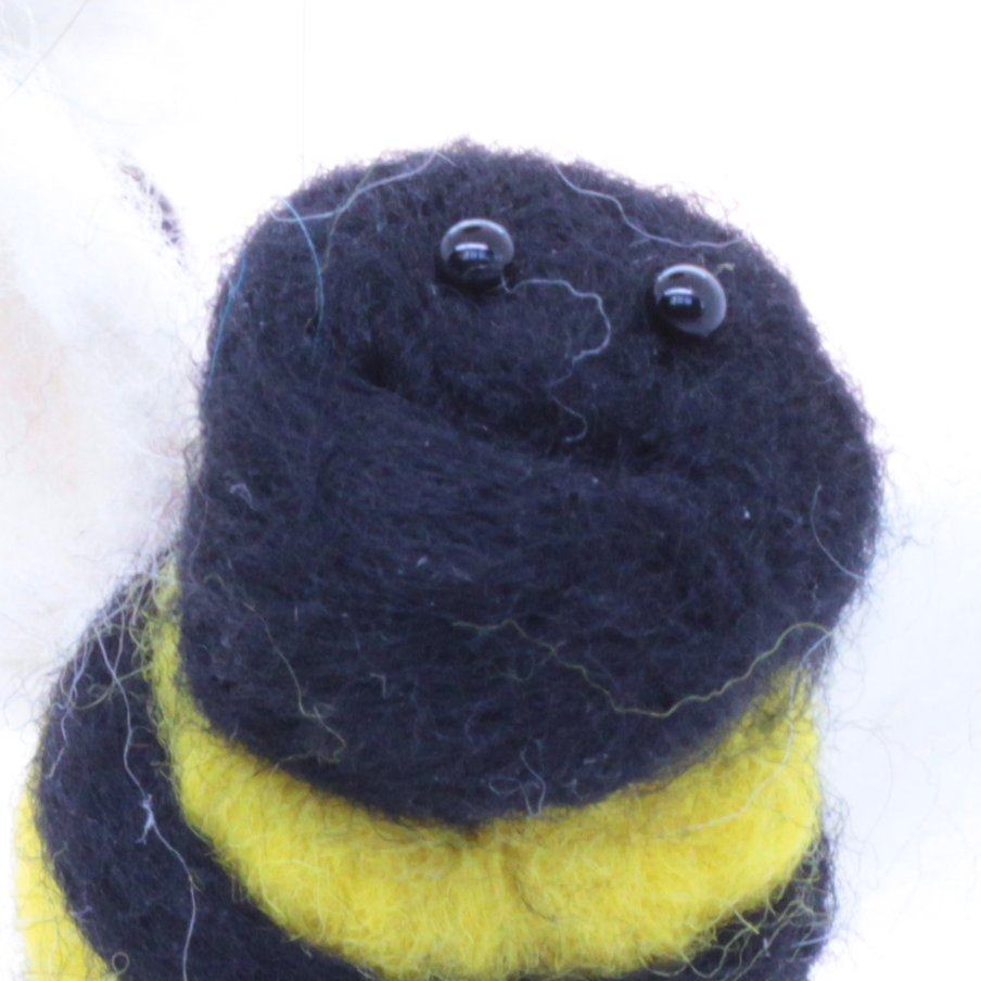 bees-04.webp