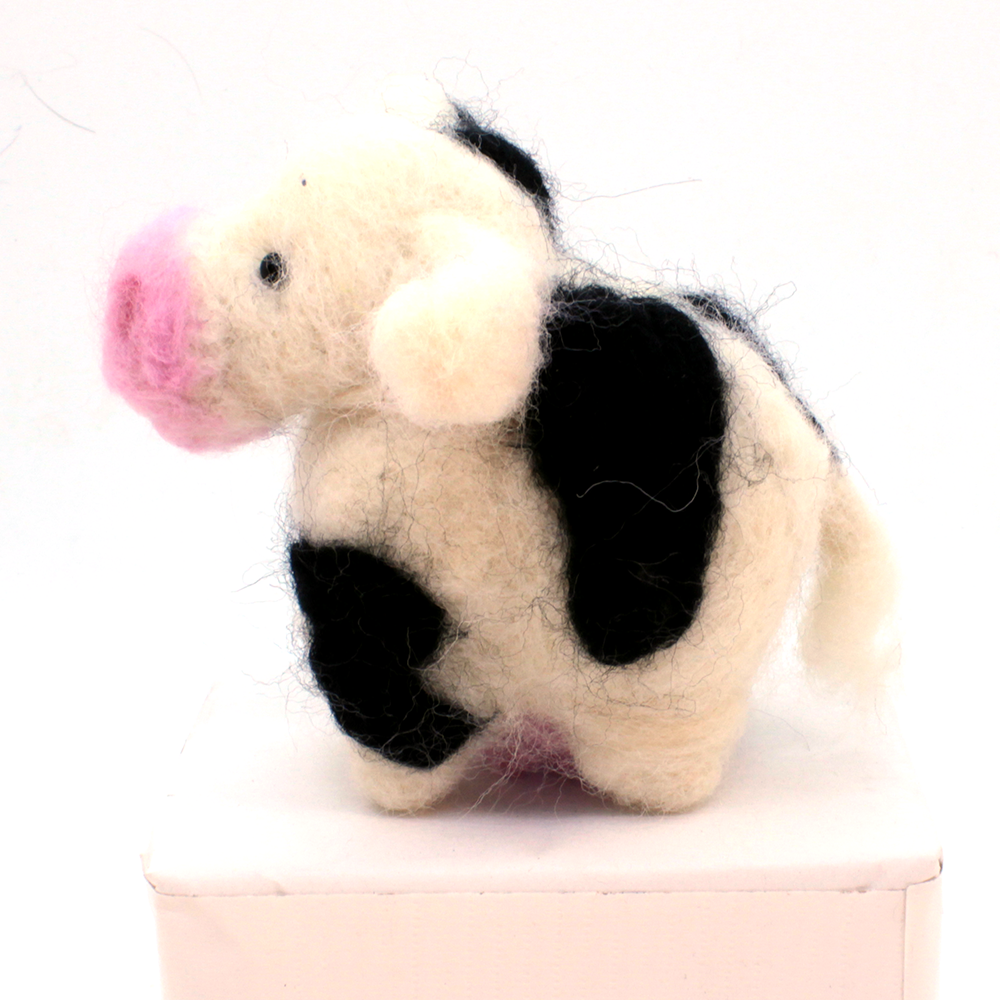 Carlota The Holstein Cow-03.png
