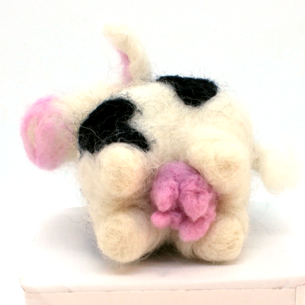 Carlota The Holstein Cow-02.png