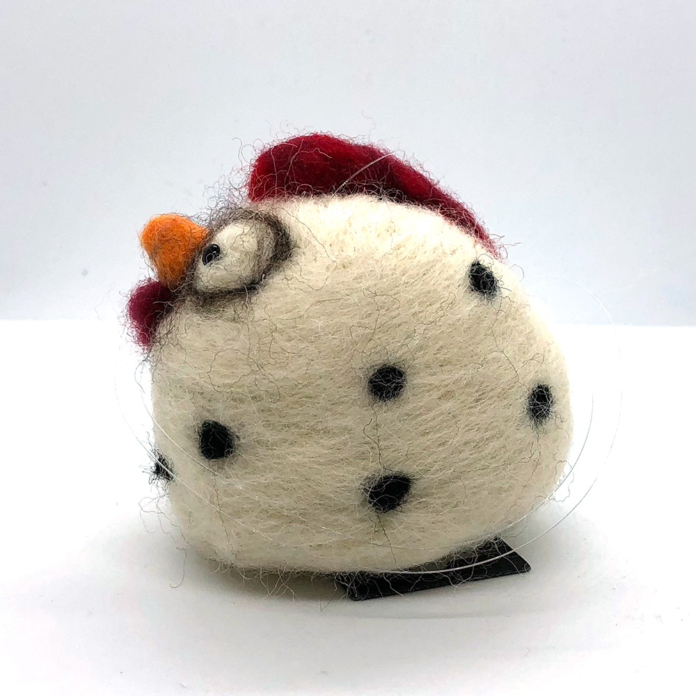 Leslie the Chicken-02.png