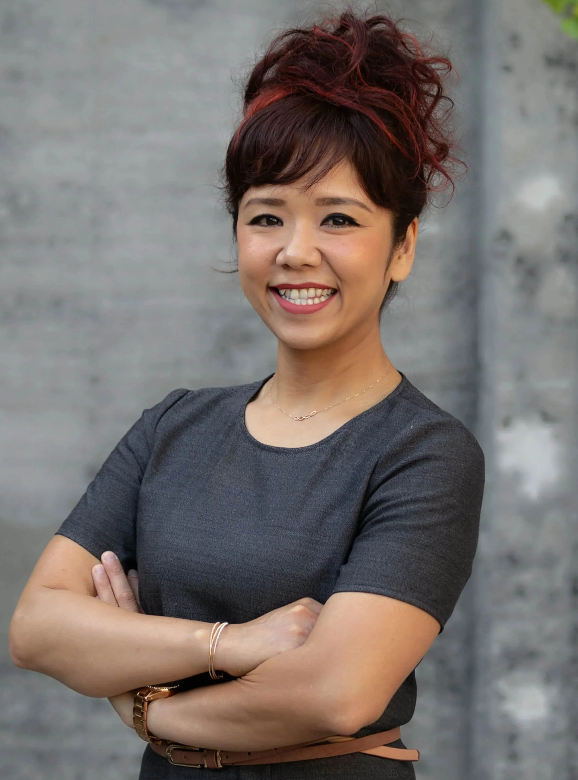 misaki-oshiro-standing